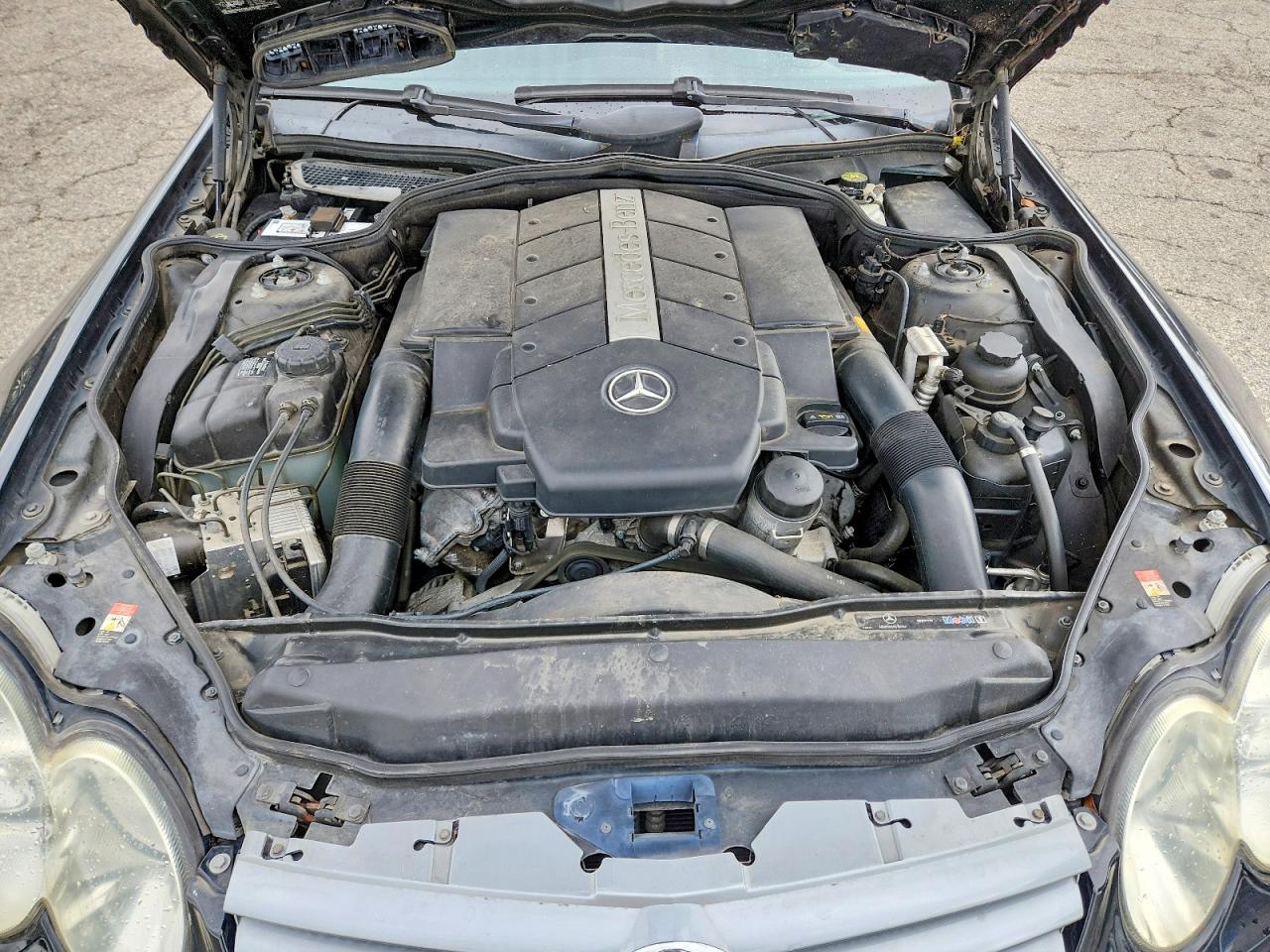 2004 Mercedes-benz Sl 500 Черный vin: WDBSK75F14F067412