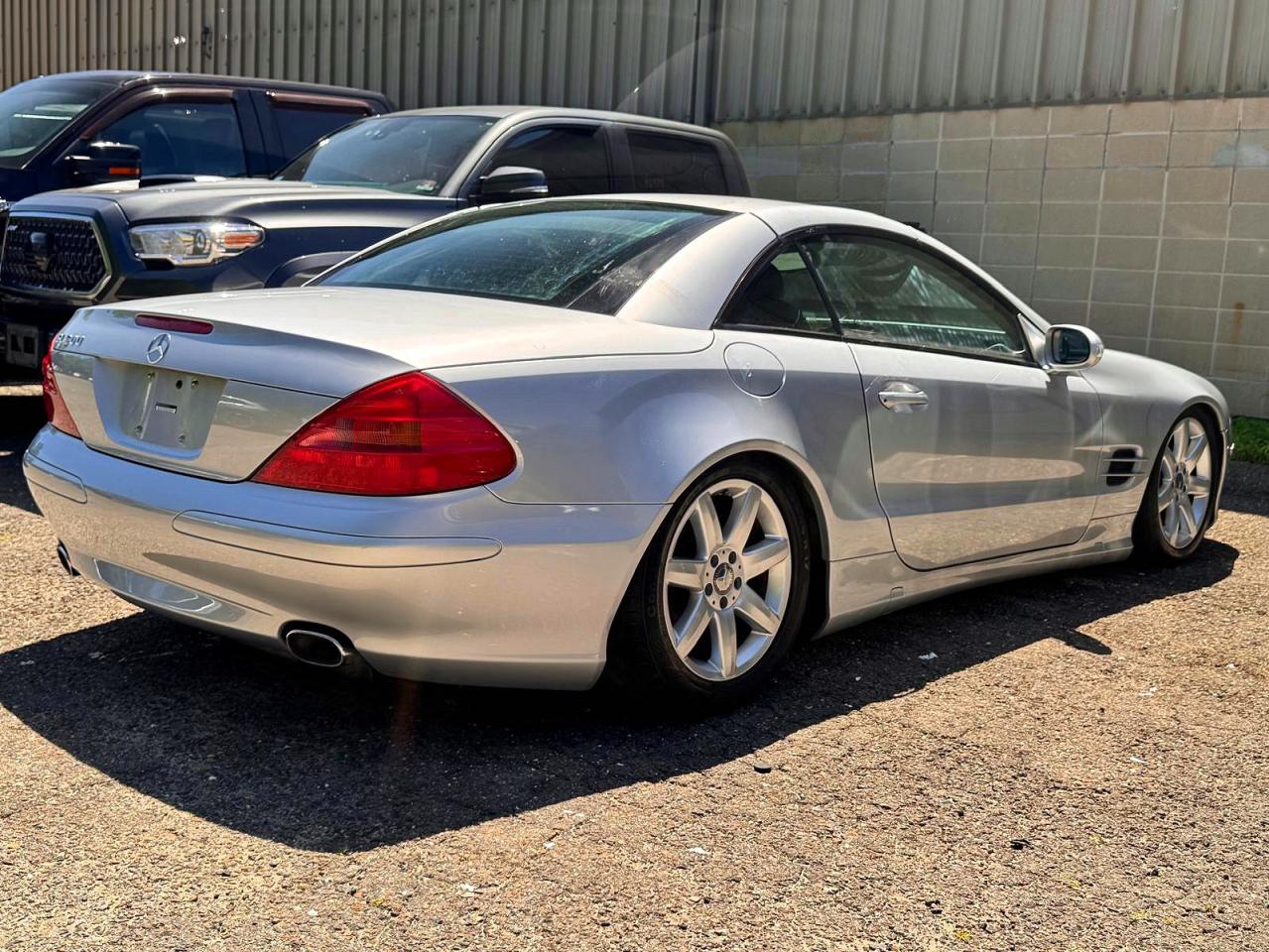 2003 Mercedes-benz Sl 500r Silver vin: WDBSK75F23F016161