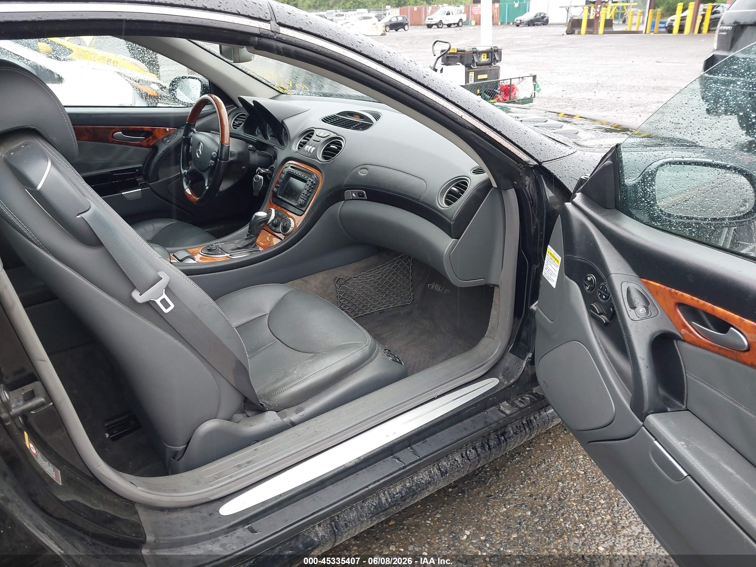 2003 Mercedes-benz Sl 500   Black vin: WDBSK75F23F027371