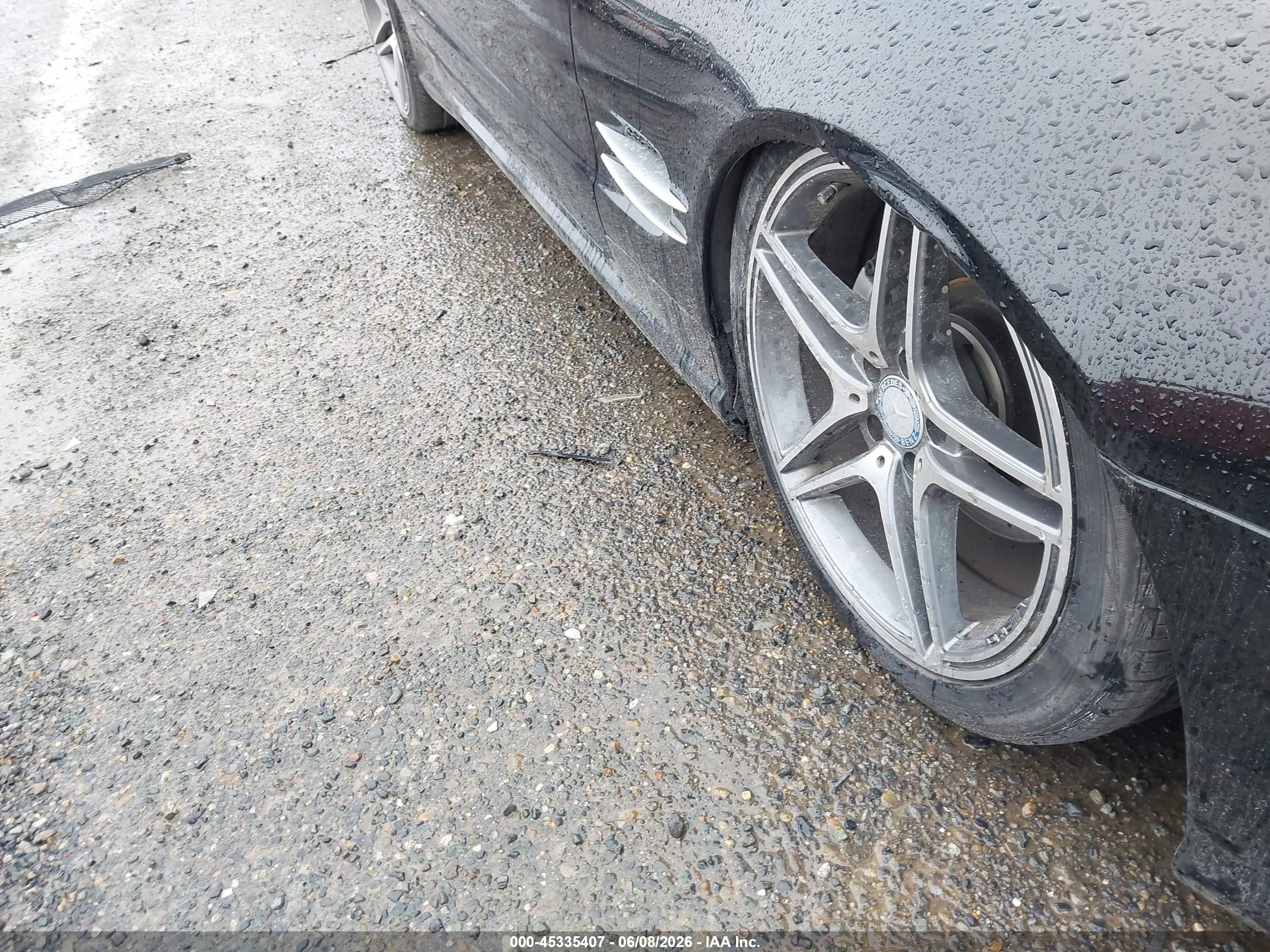 2003 Mercedes-benz Sl 500   Black vin: WDBSK75F23F027371