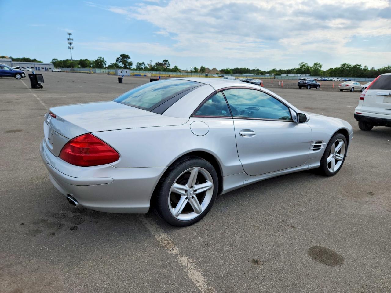 2004 Mercedes-benz Sl 500 Silver vin: WDBSK75F24F080511
