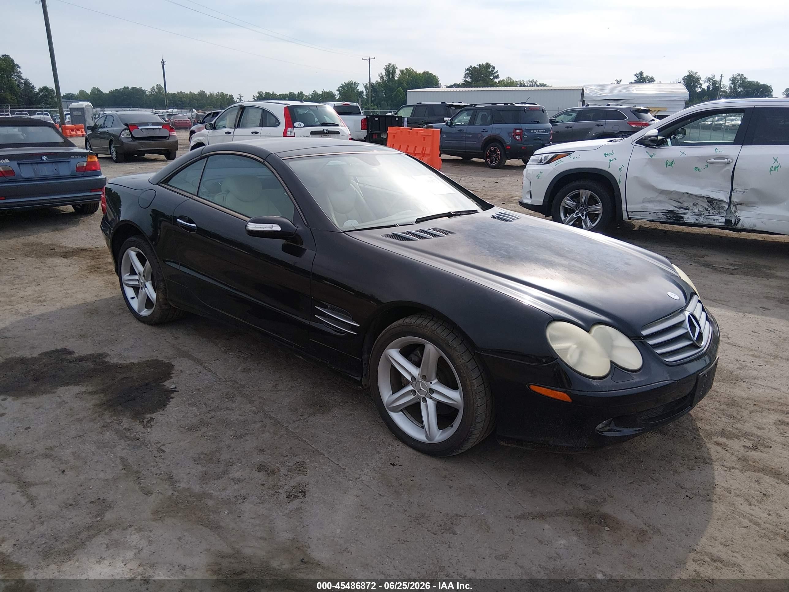 2005 Mercedes-benz Sl 500   Black vin: WDBSK75F25F093650