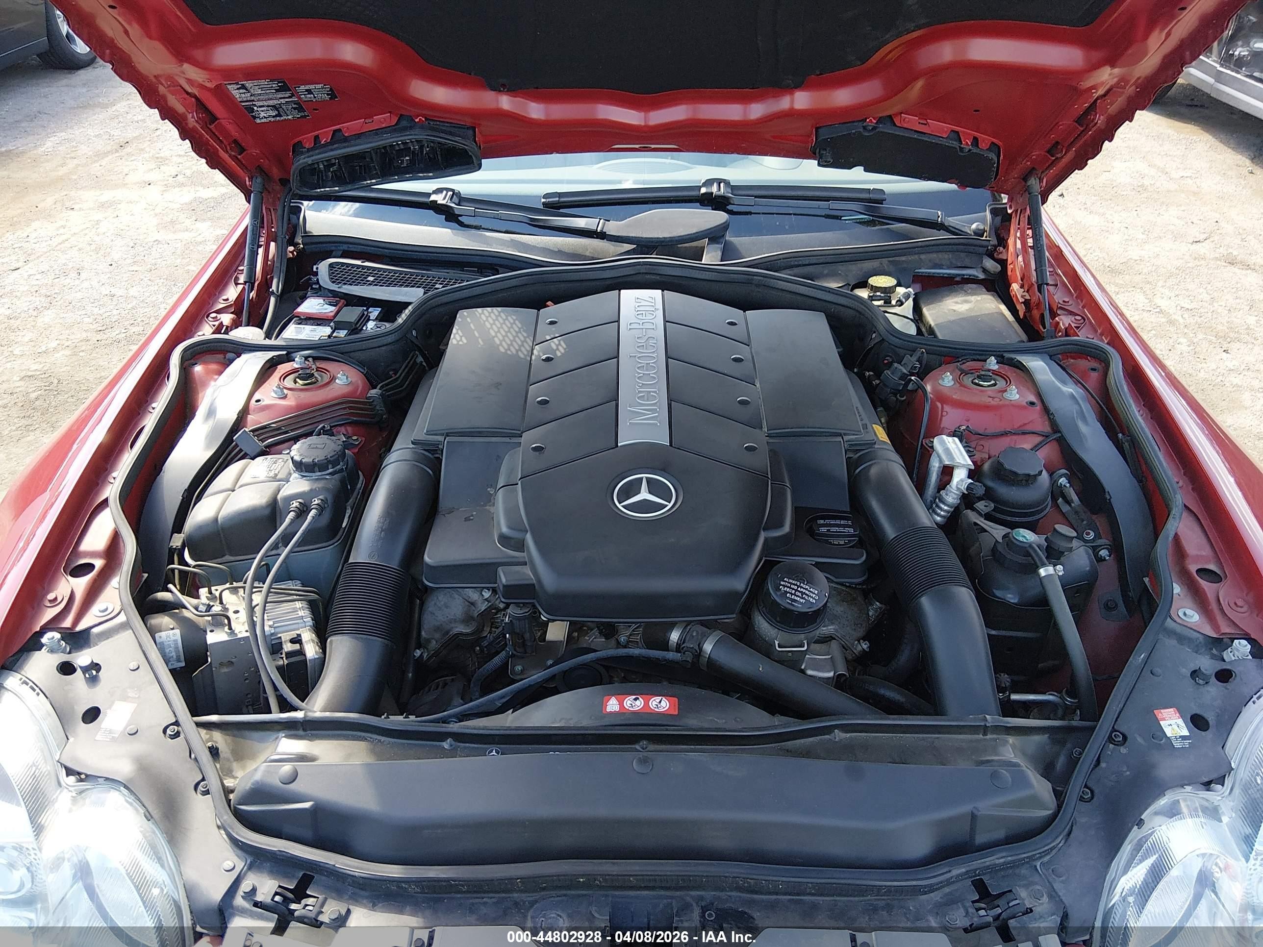 2005 Mercedes-benz Sl 500   Red vin: WDBSK75F25F104646
