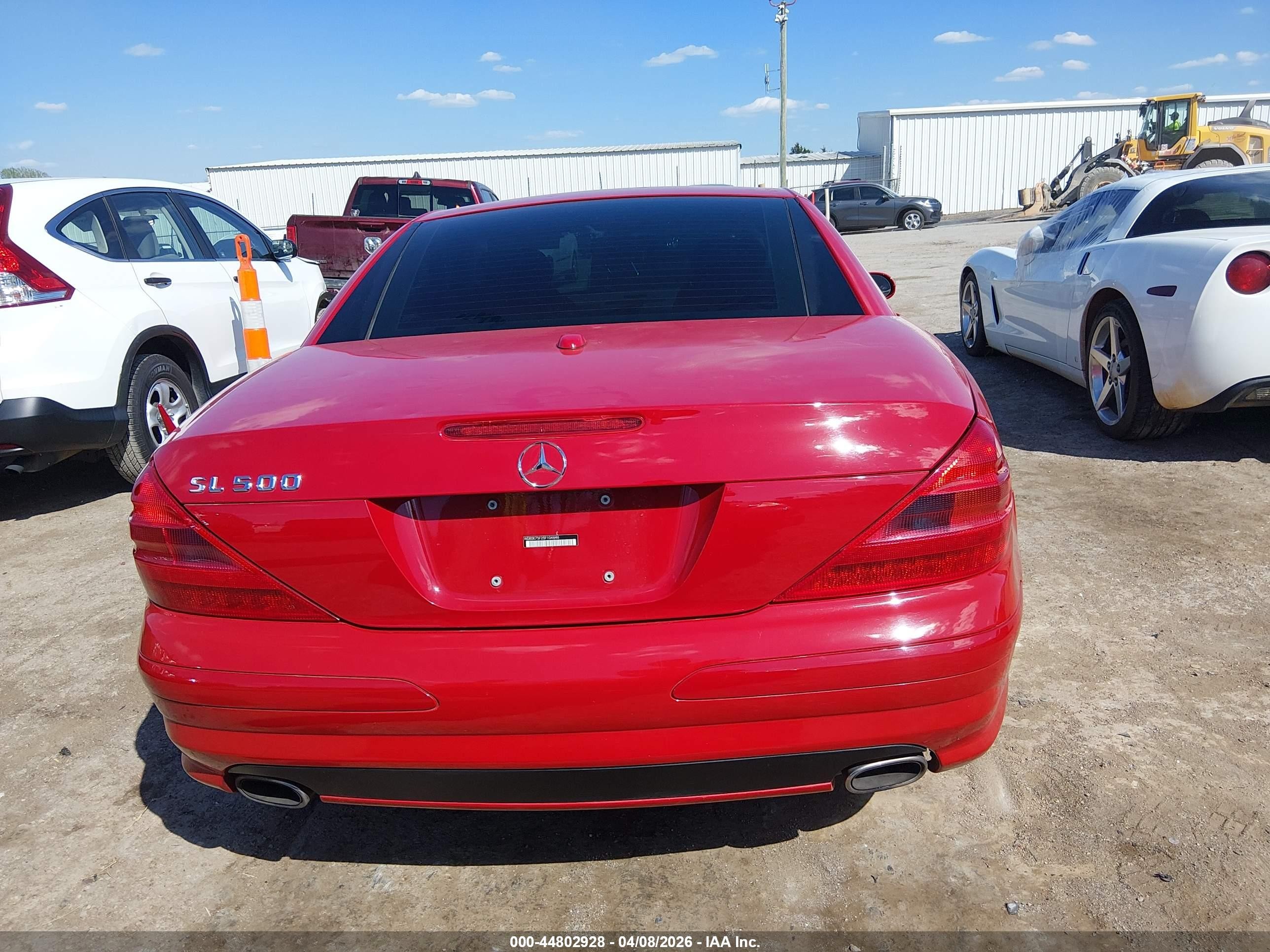 2005 Mercedes-benz Sl 500   Red vin: WDBSK75F25F104646