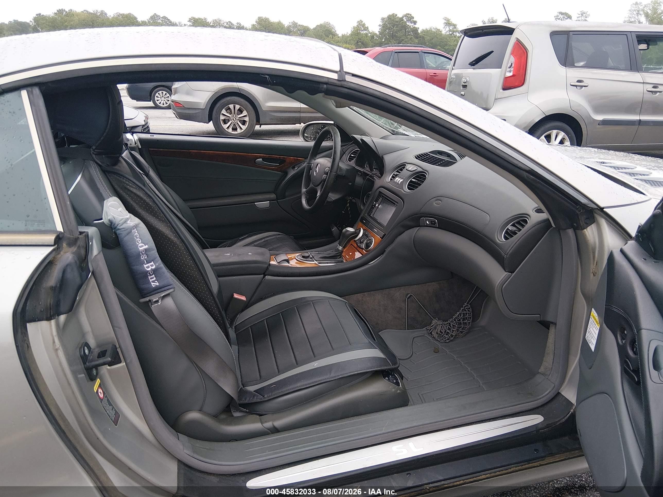2006 Mercedes-benz Sl 500   Silver vin: WDBSK75F26F109007