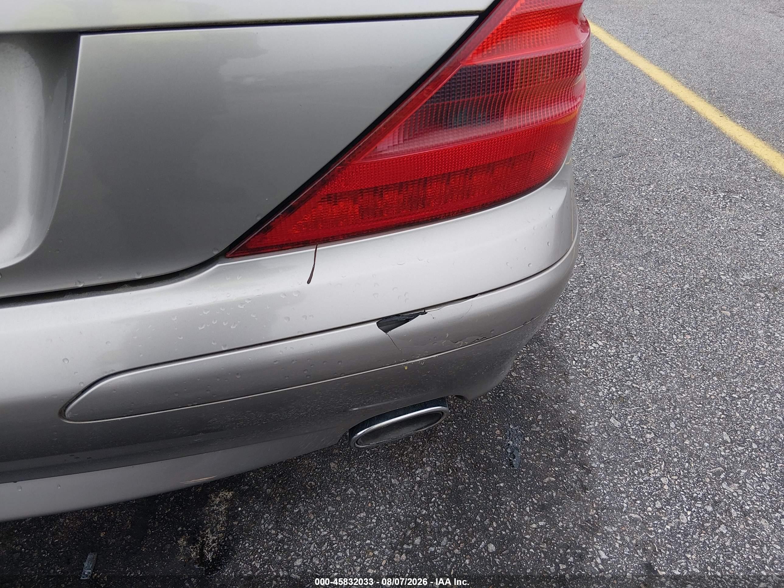 2006 Mercedes-benz Sl 500   Silver vin: WDBSK75F26F109007