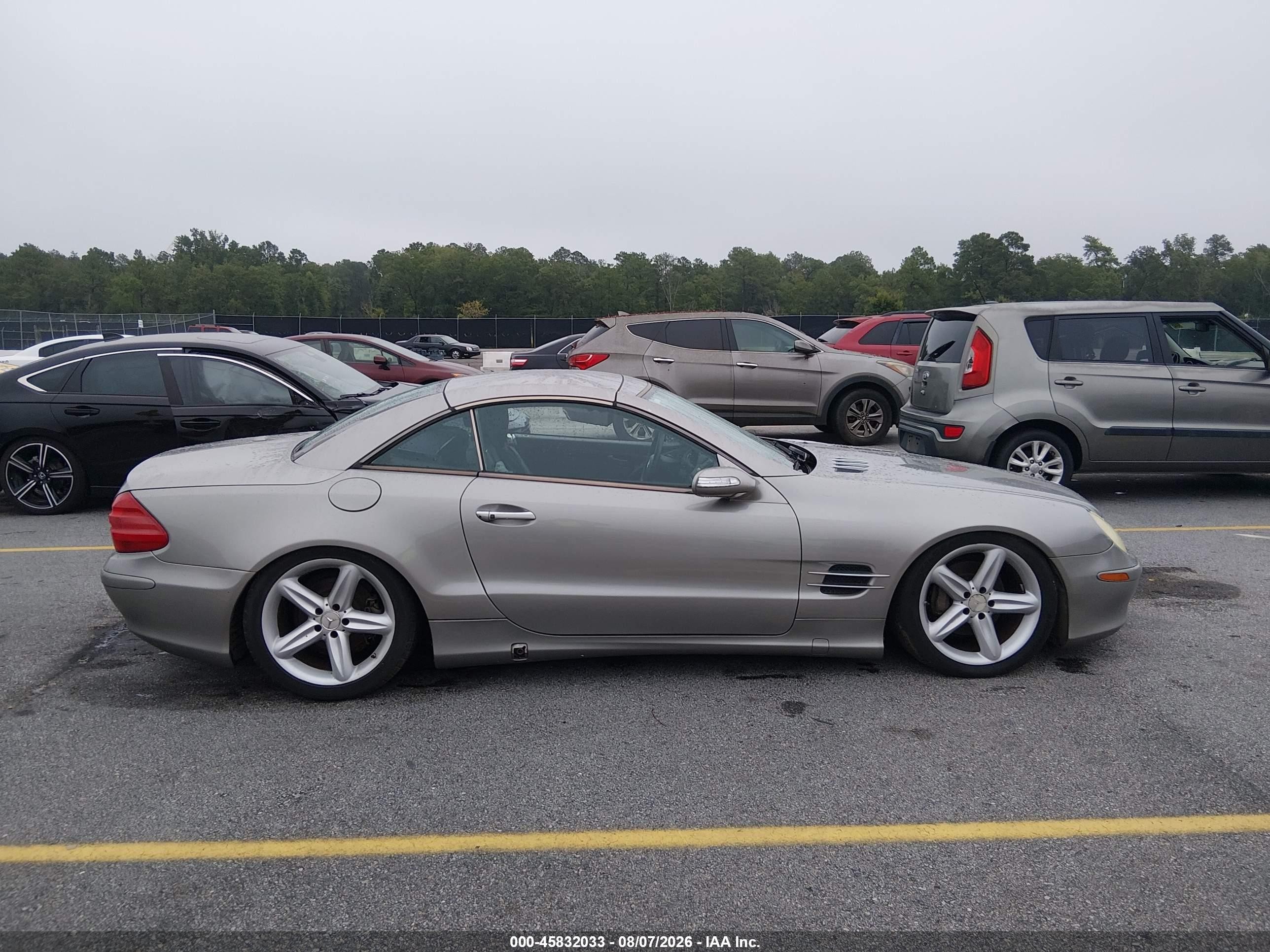 2006 Mercedes-benz Sl 500   Silver vin: WDBSK75F26F109007