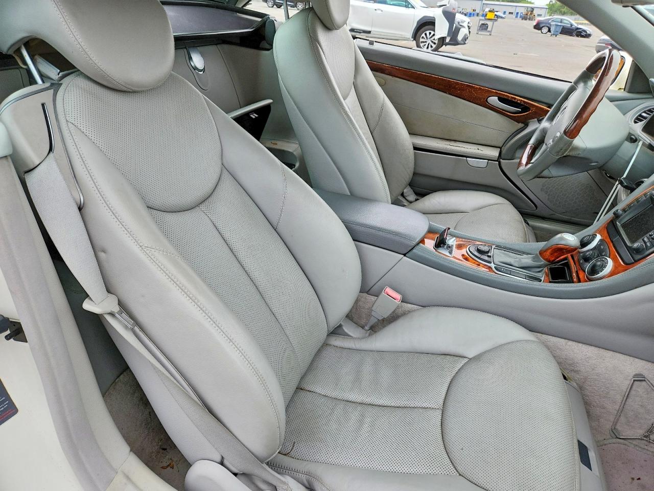 2003 Mercedes-benz Sl 500r White vin: WDBSK75F33F034765