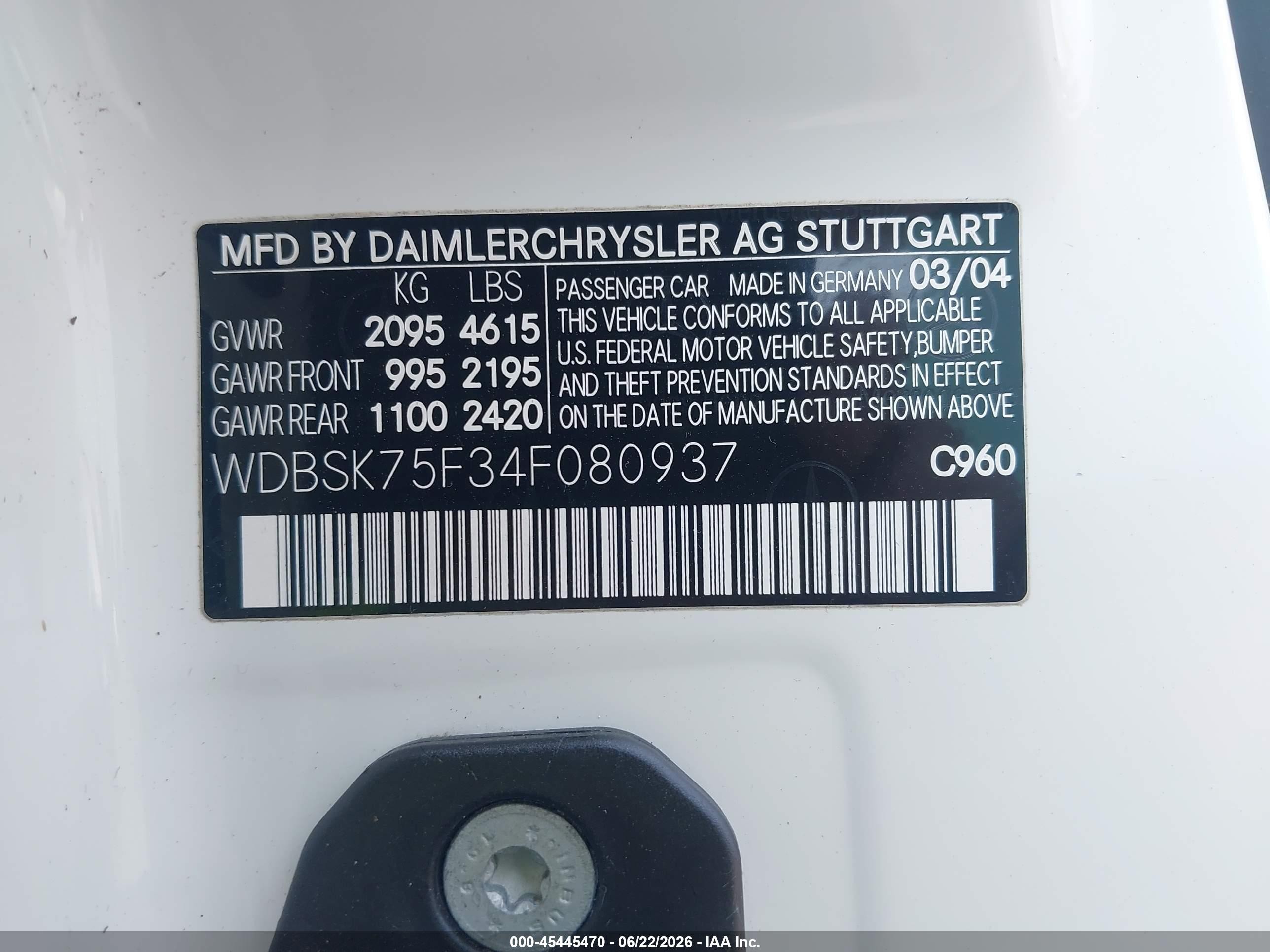 2004 Mercedes-benz Sl 500   White vin: WDBSK75F34F080937