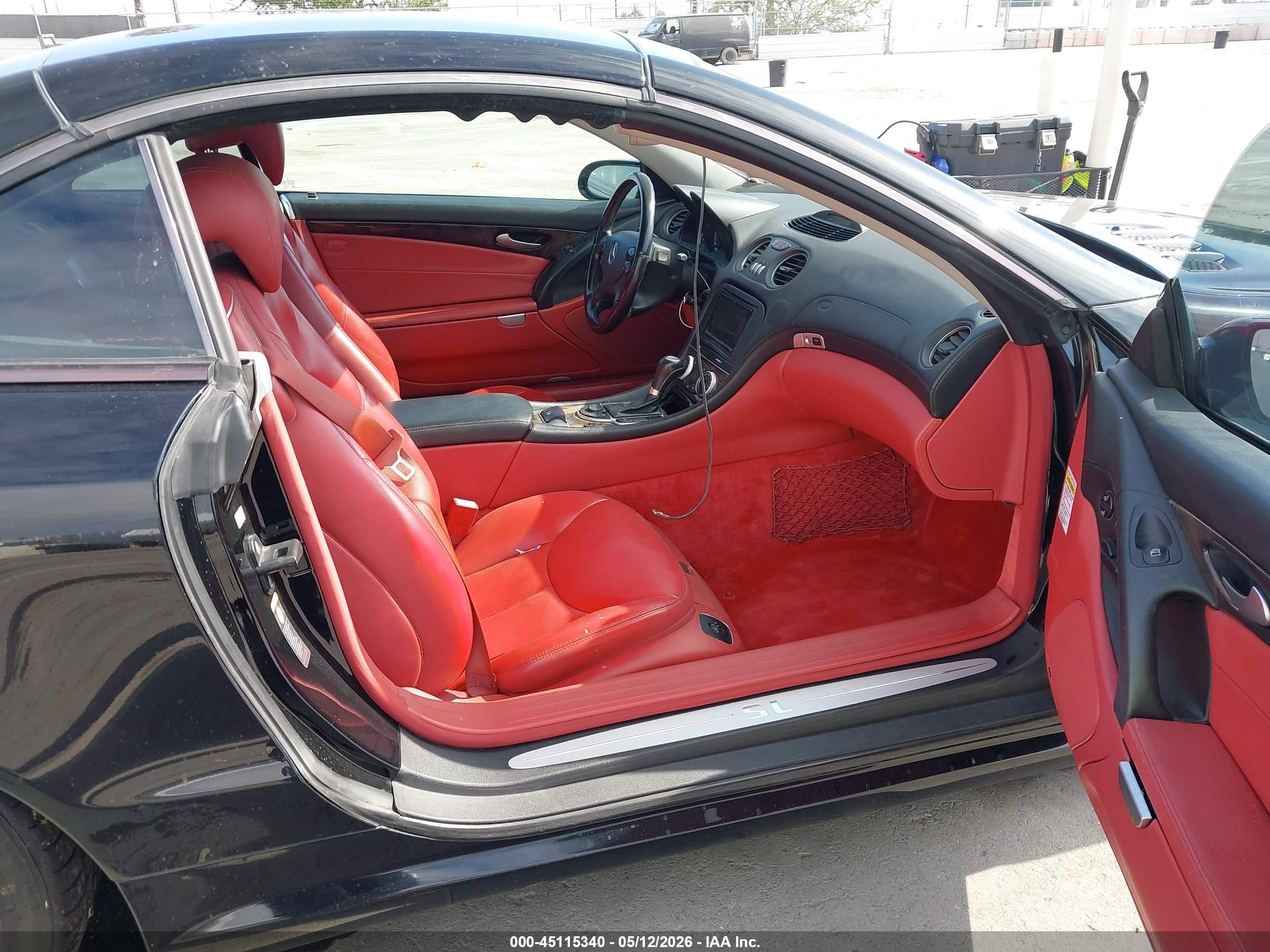 2006 Mercedes-benz Sl 500   Black vin: WDBSK75F36F115625