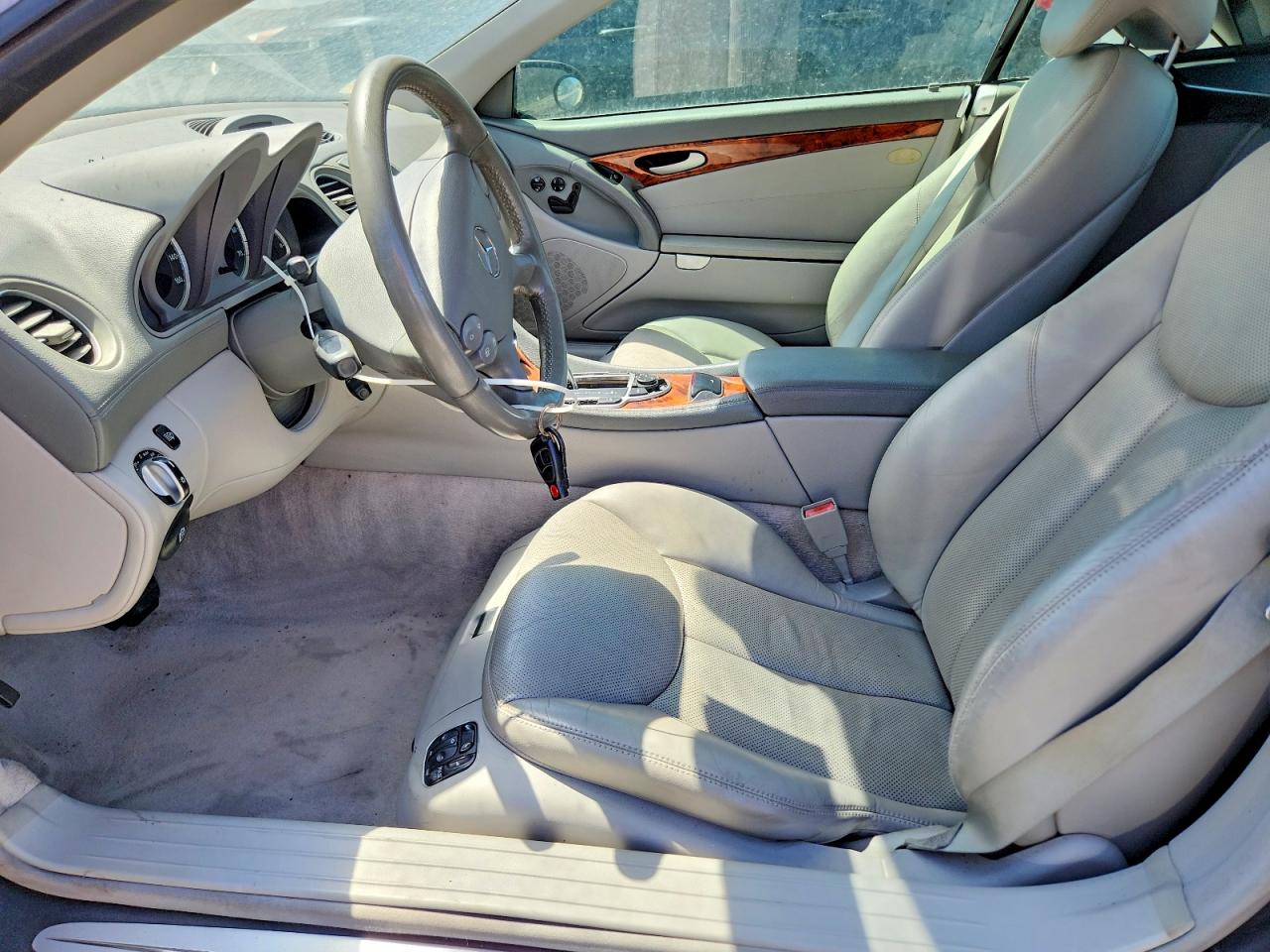 2003 Mercedes-benz Sl-class Серый vin: WDBSK75F43F007462