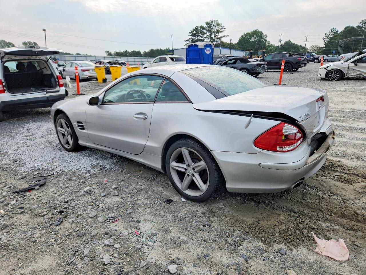 2004 Mercedes-benz Sl 500 Silver vin: WDBSK75F44F068019