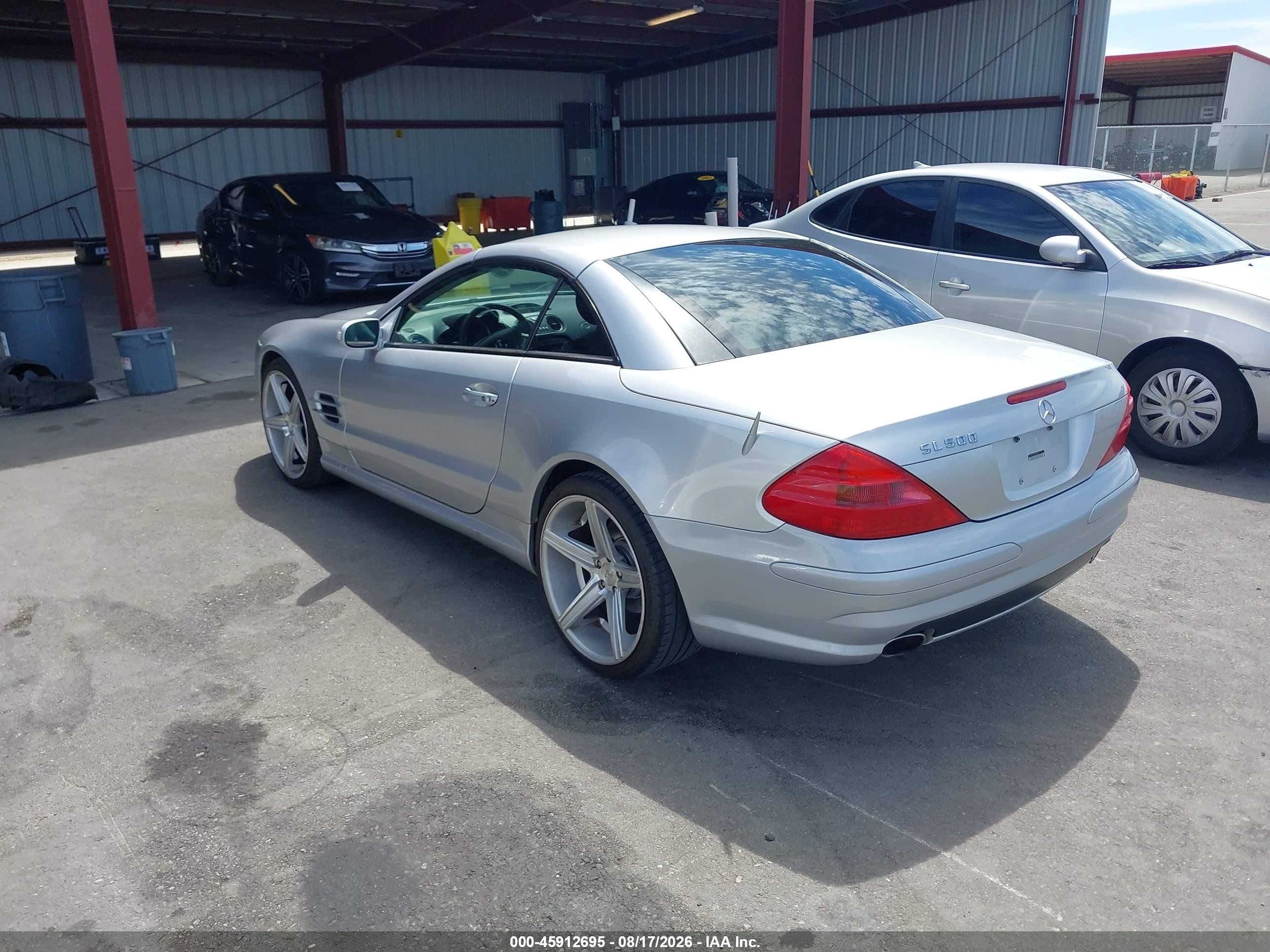 2005 Mercedes-benz Sl 500   Серебряный vin: WDBSK75F45F087350