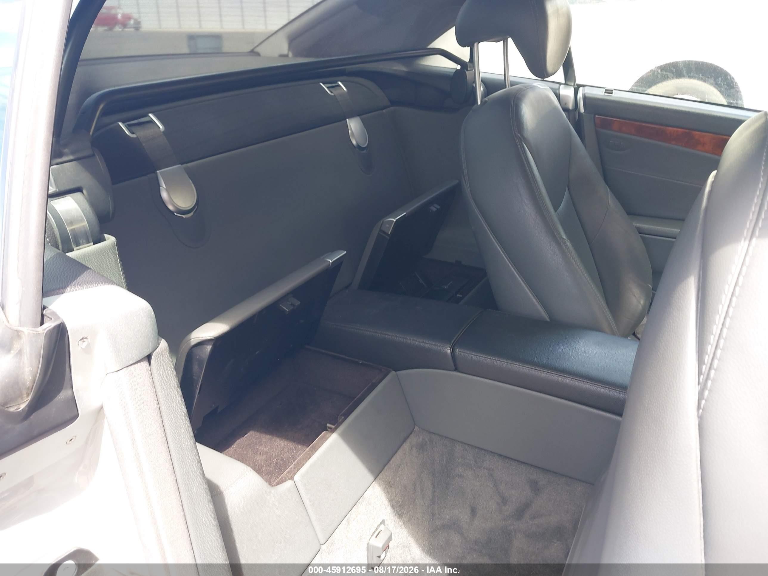 2005 Mercedes-benz Sl 500   Серебряный vin: WDBSK75F45F087350