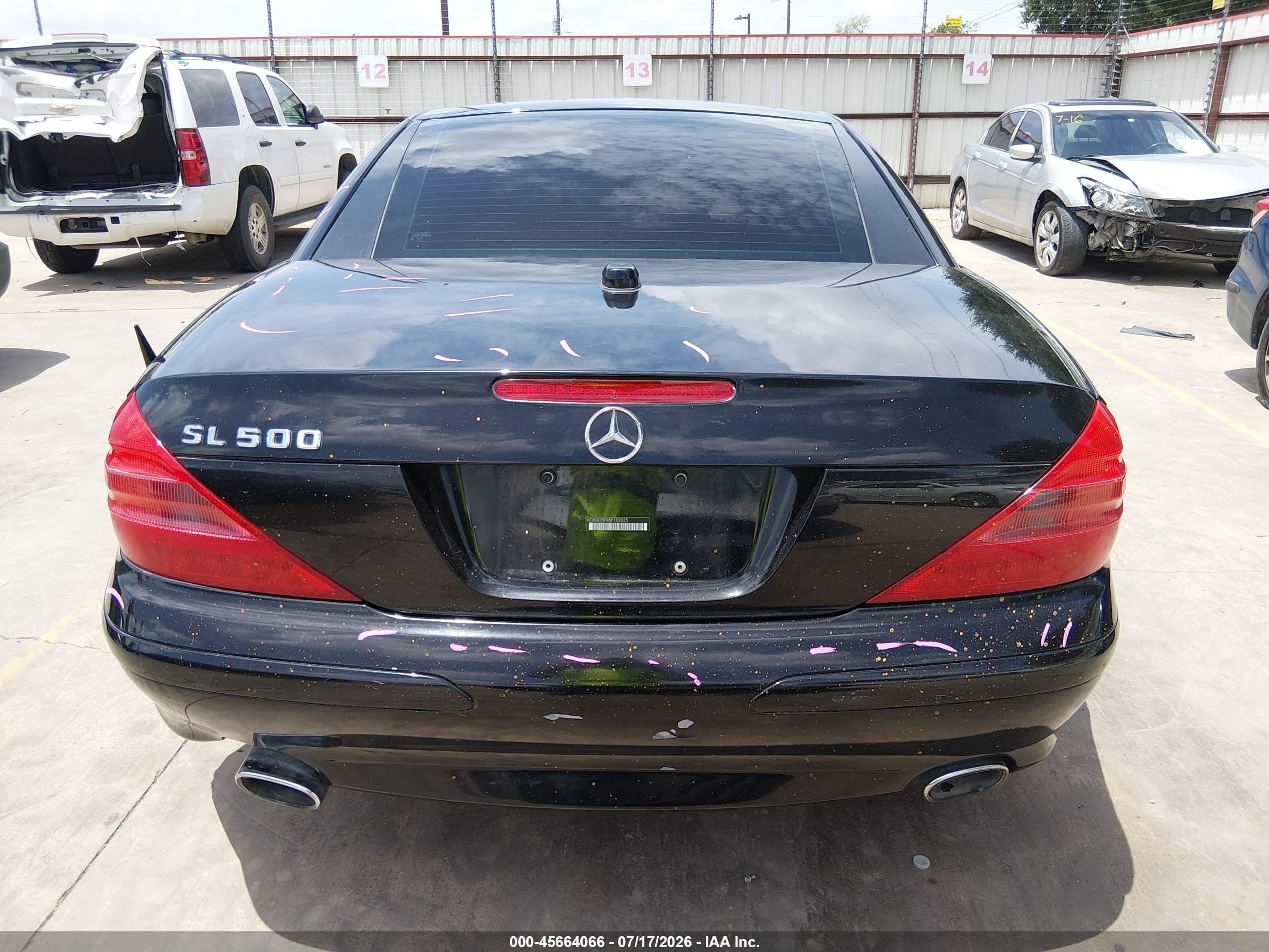 2005 Mercedes-benz Sl 500   Черный vin: WDBSK75F45F102025