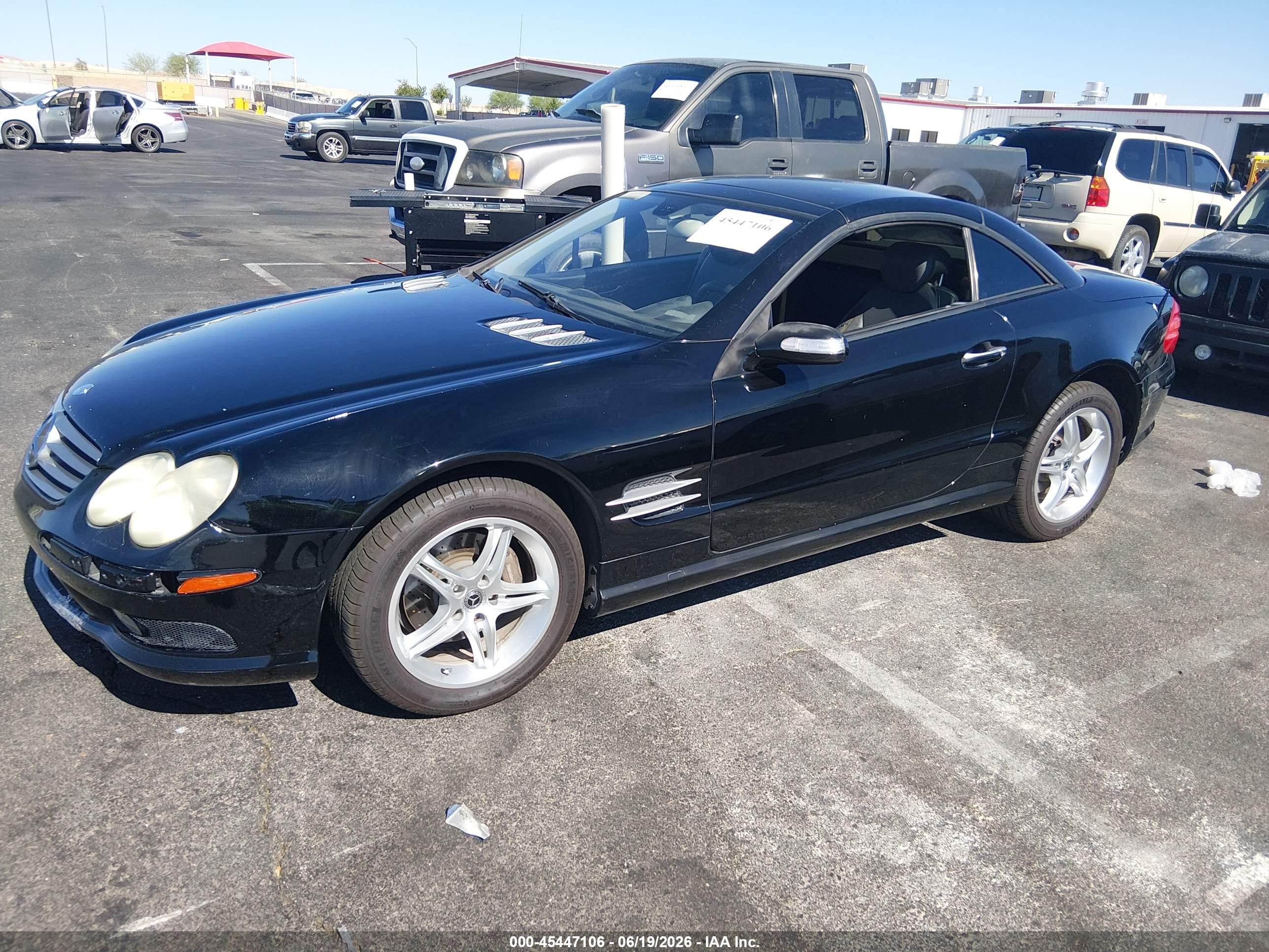2005 Mercedes-benz Sl 500   Black vin: WDBSK75F45F106477