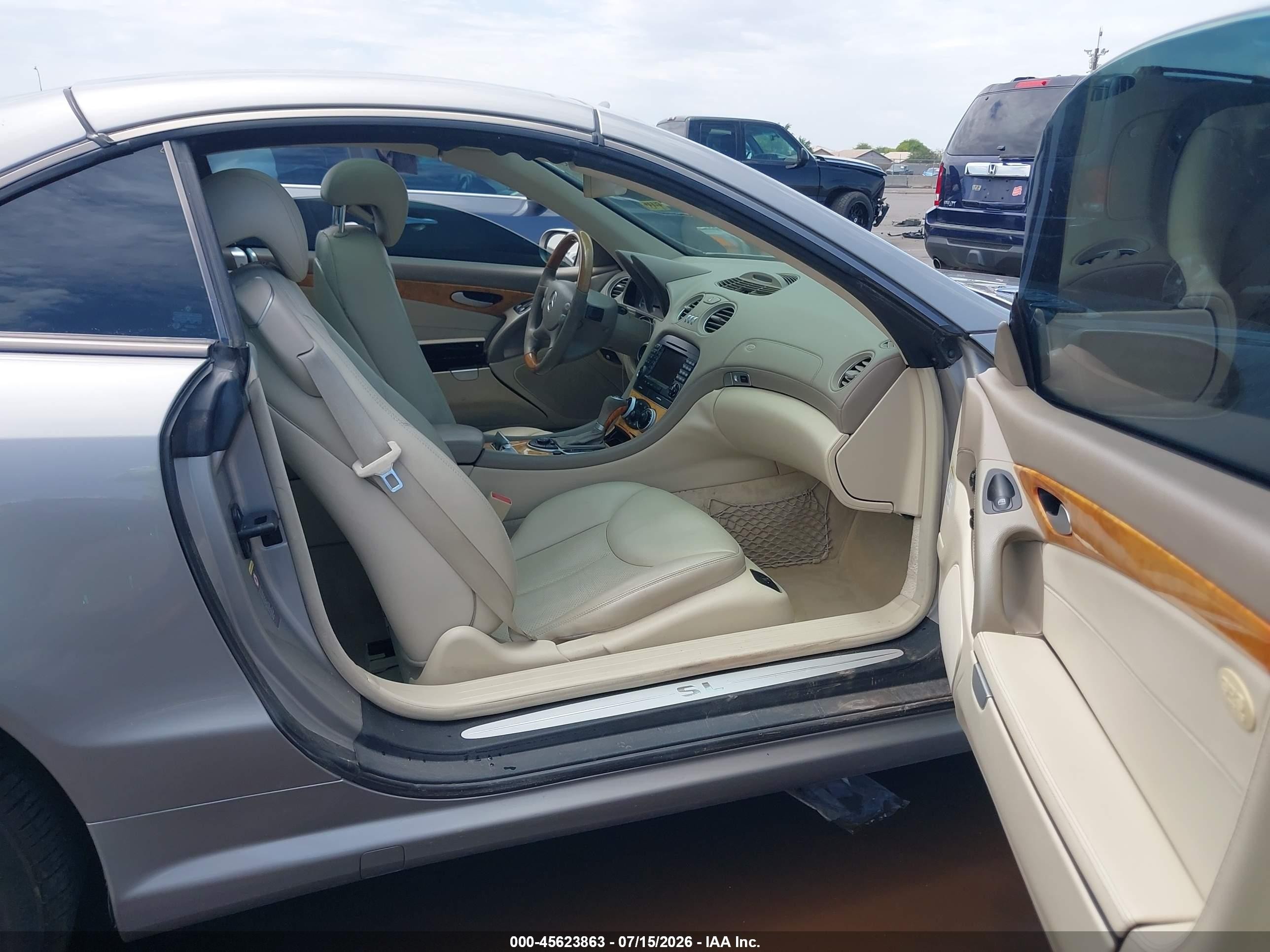 2006 Mercedes-benz Sl 500   Silver vin: WDBSK75F46F112538