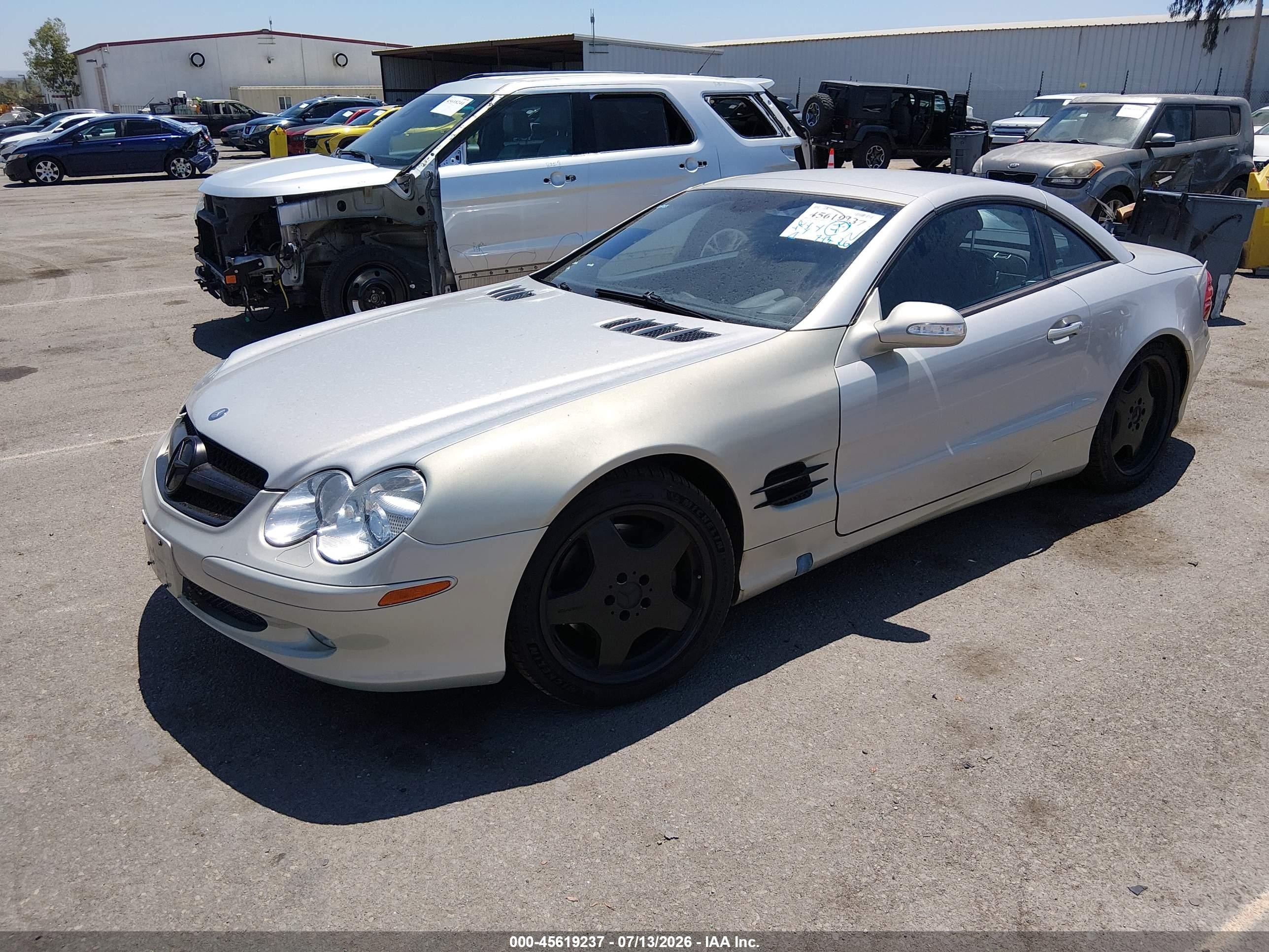 2003 Mercedes-benz Sl 500   Silver vin: WDBSK75F53F009897