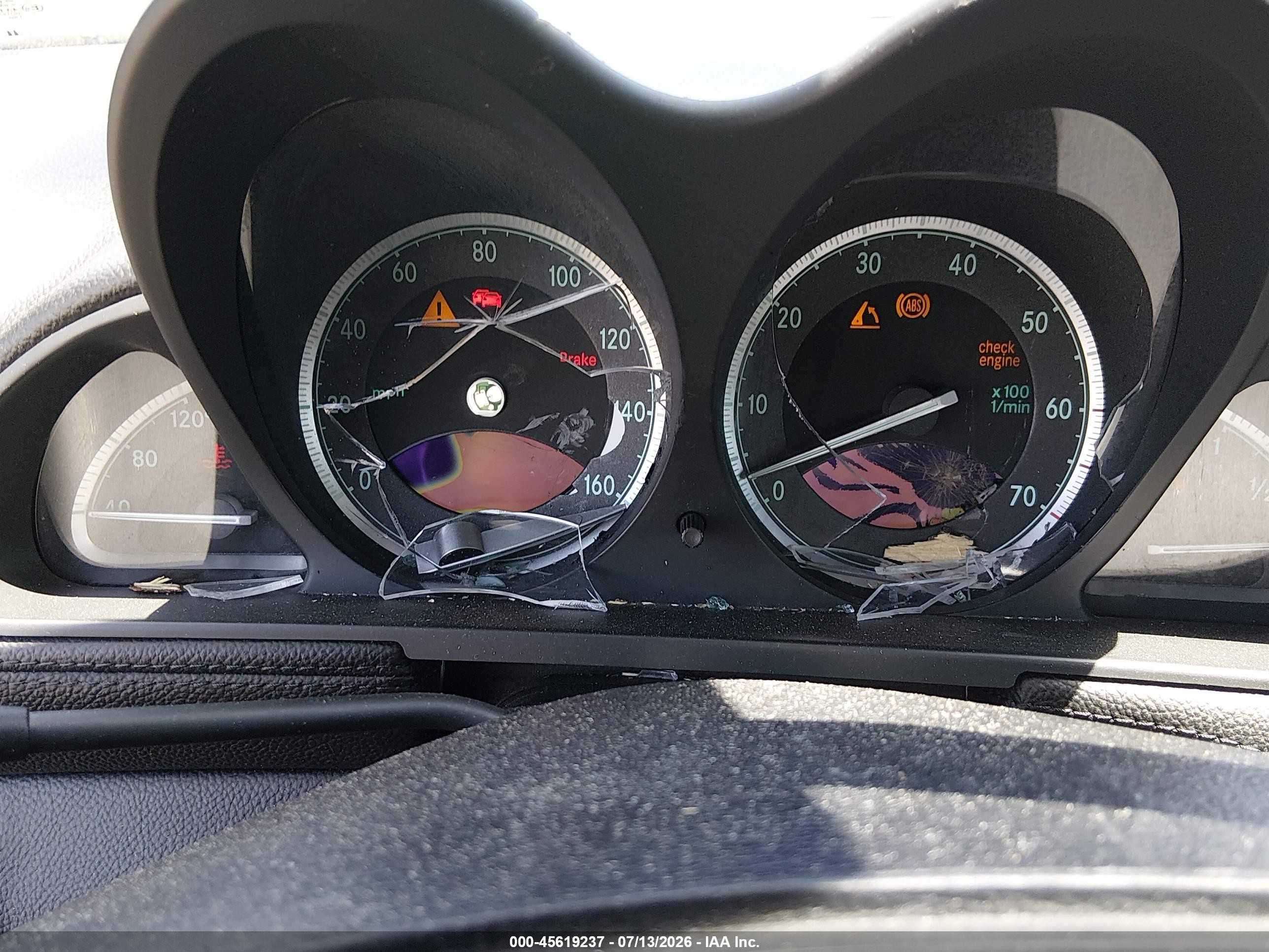 2003 Mercedes-benz Sl 500   Silver vin: WDBSK75F53F009897