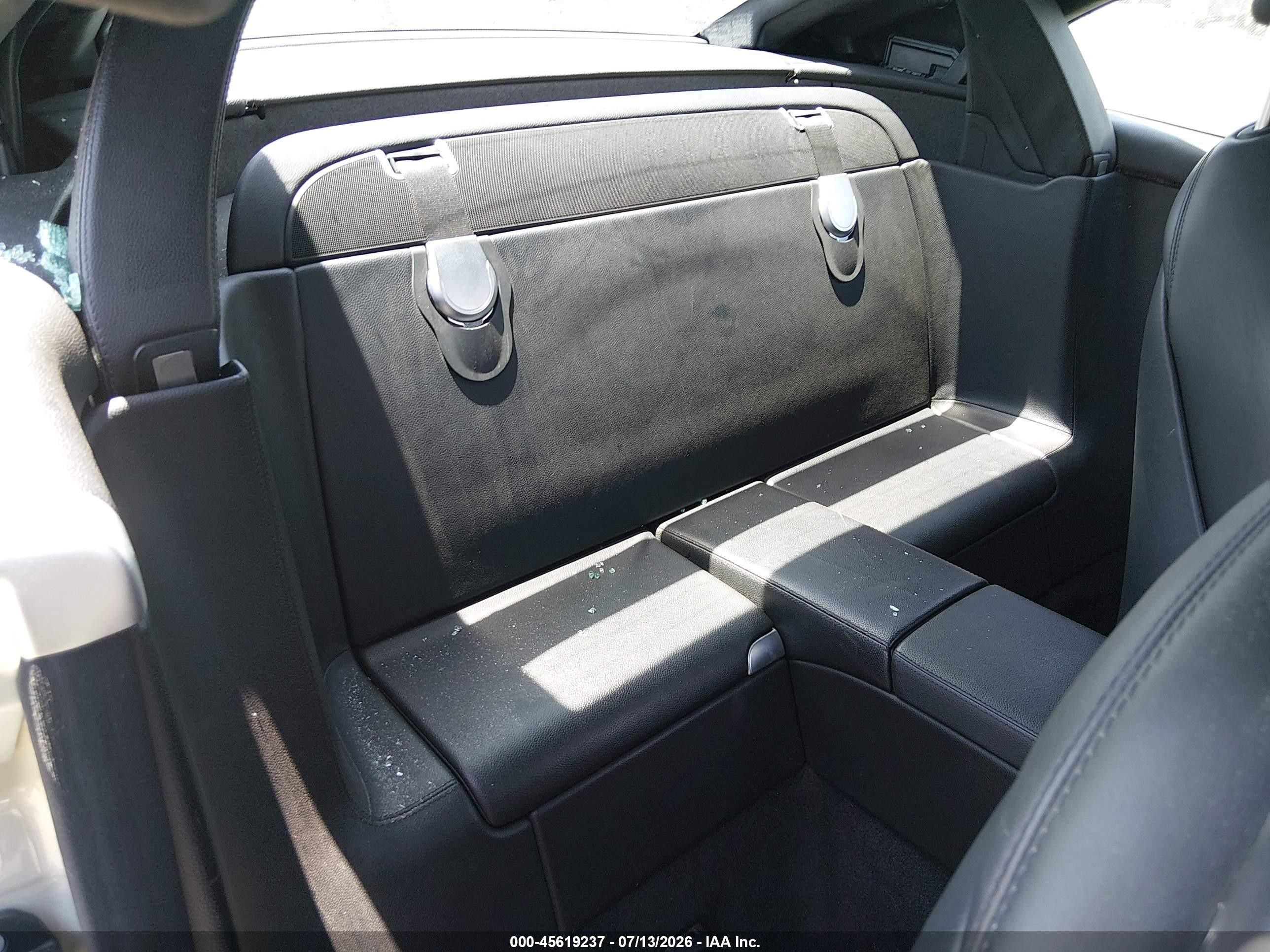 2003 Mercedes-benz Sl 500   Silver vin: WDBSK75F53F009897