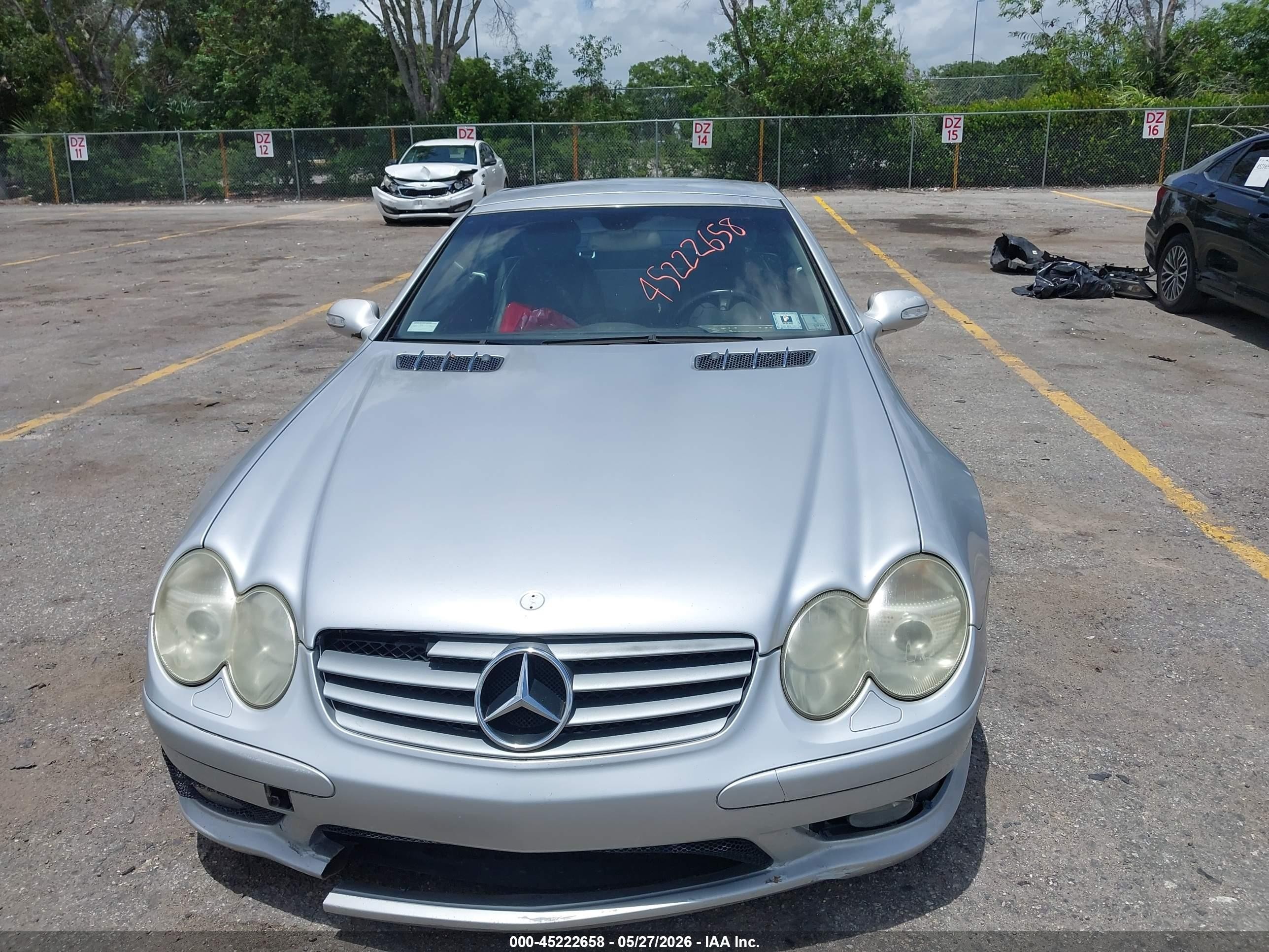 2003 Mercedes-benz Sl 500   Silver vin: WDBSK75F53F017935