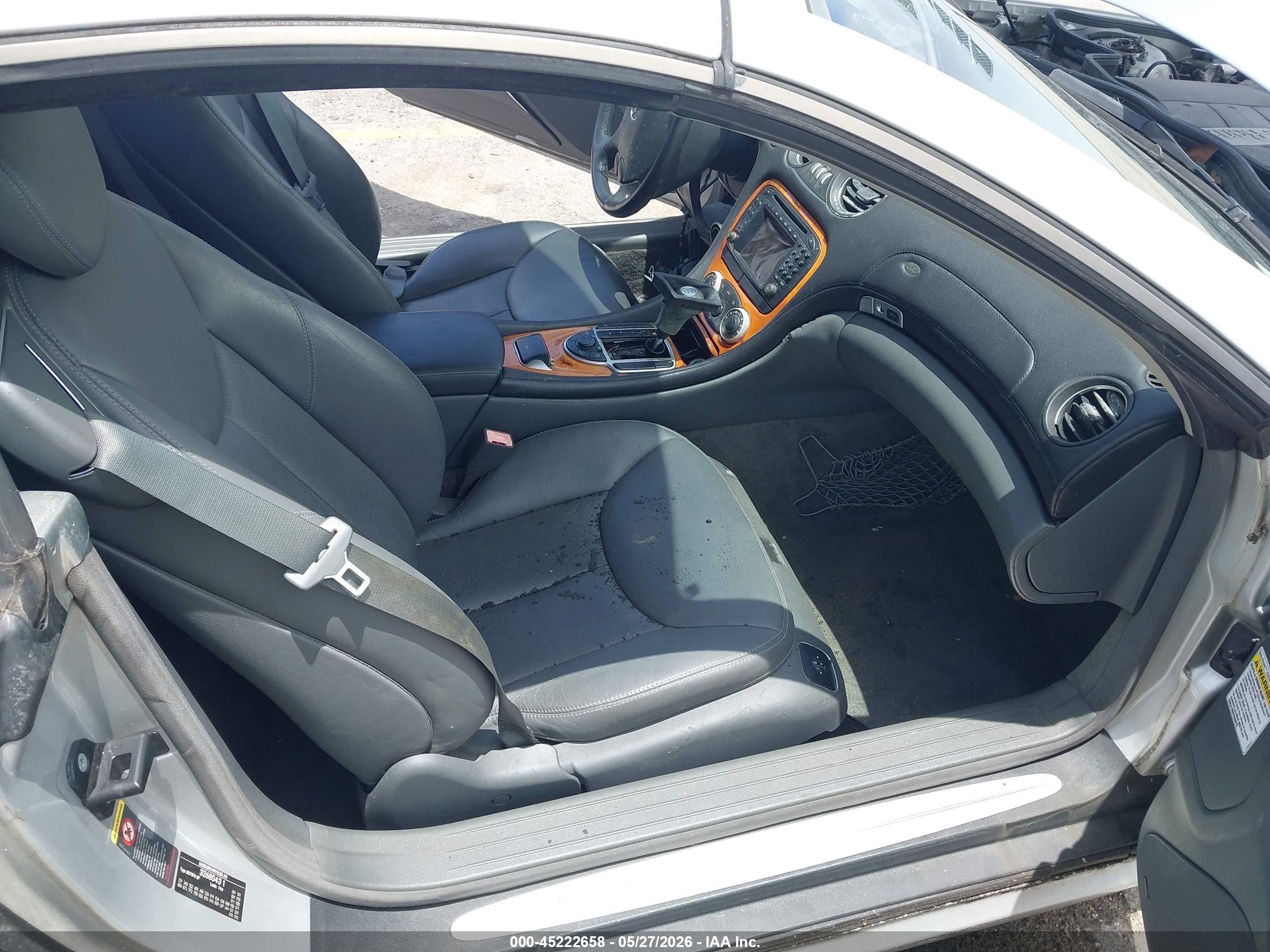 2003 Mercedes-benz Sl 500   Silver vin: WDBSK75F53F017935