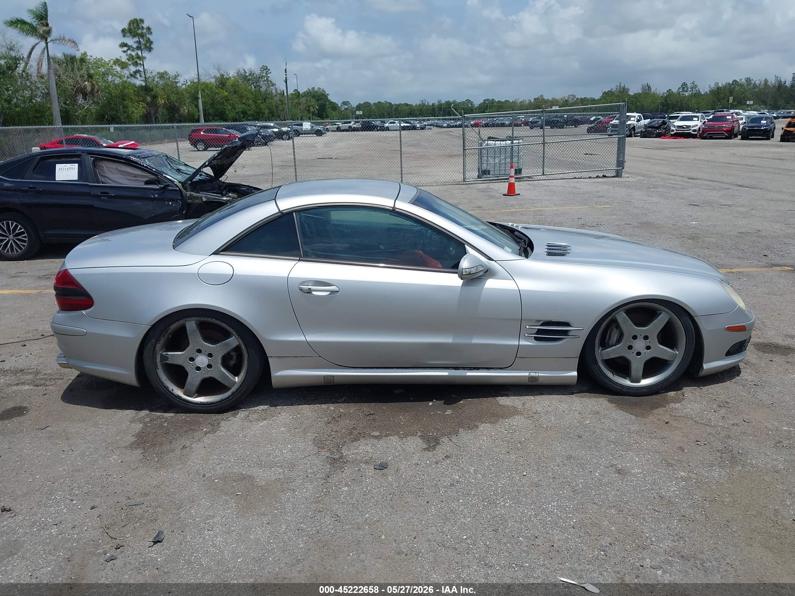2003 Mercedes-benz Sl 500   Silver vin: WDBSK75F53F017935