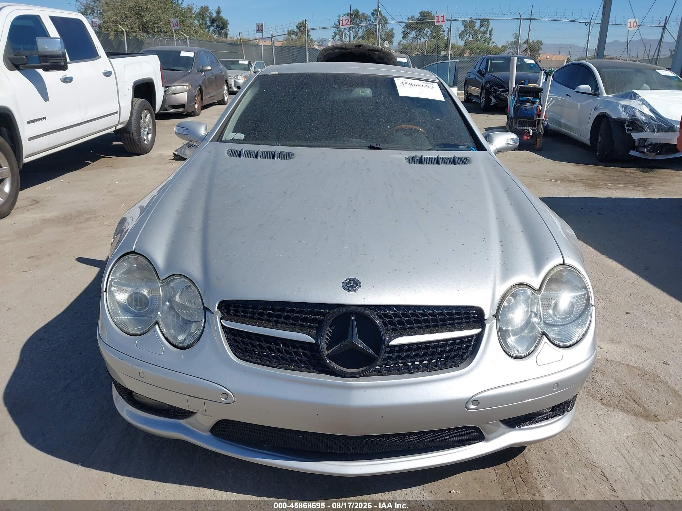 2004 Mercedes-benz Sl 500 Silver vin: WDBSK75F54F065002