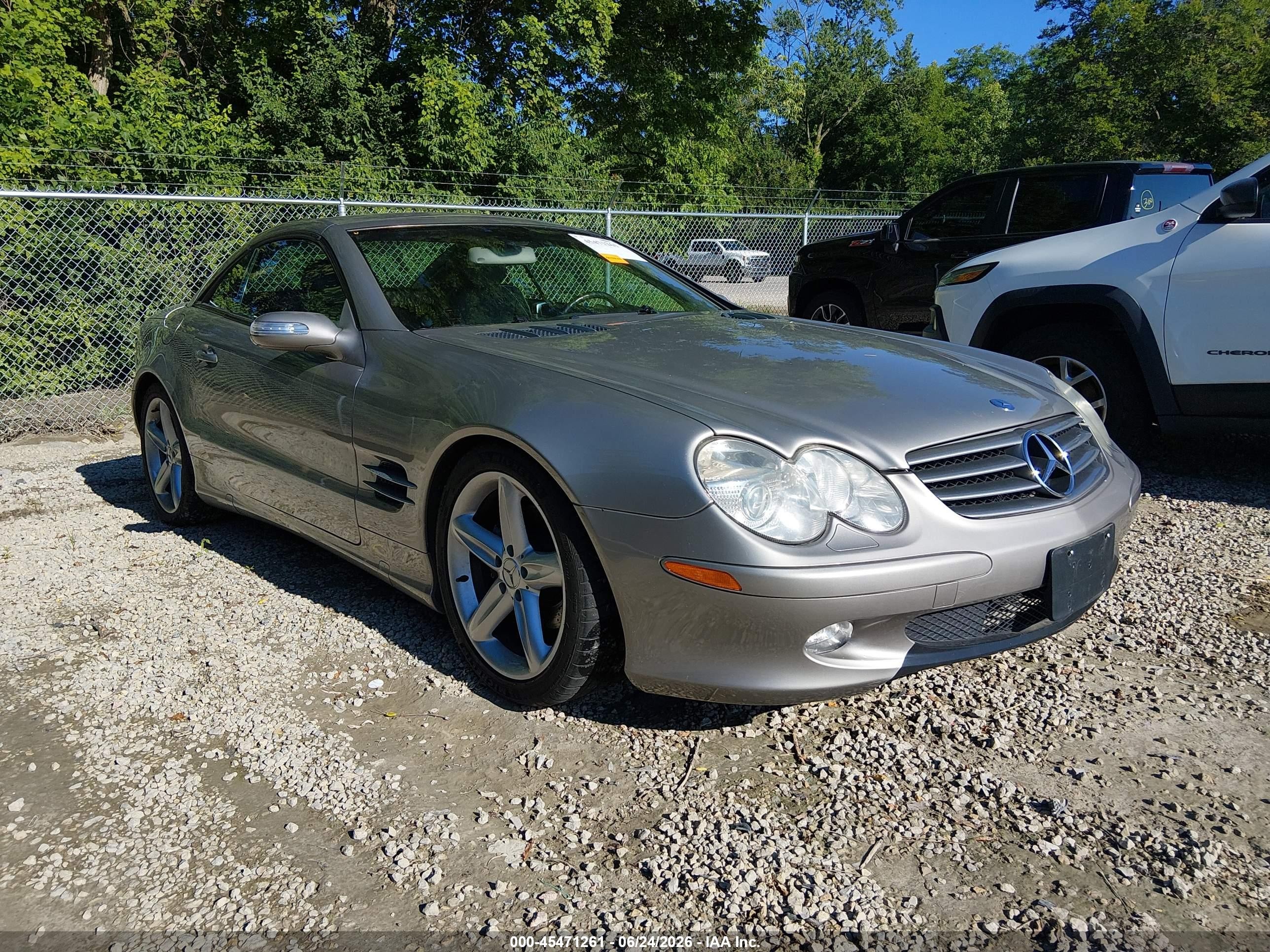 2004 Mercedes-benz Sl 500   Silver vin: WDBSK75F54F078316