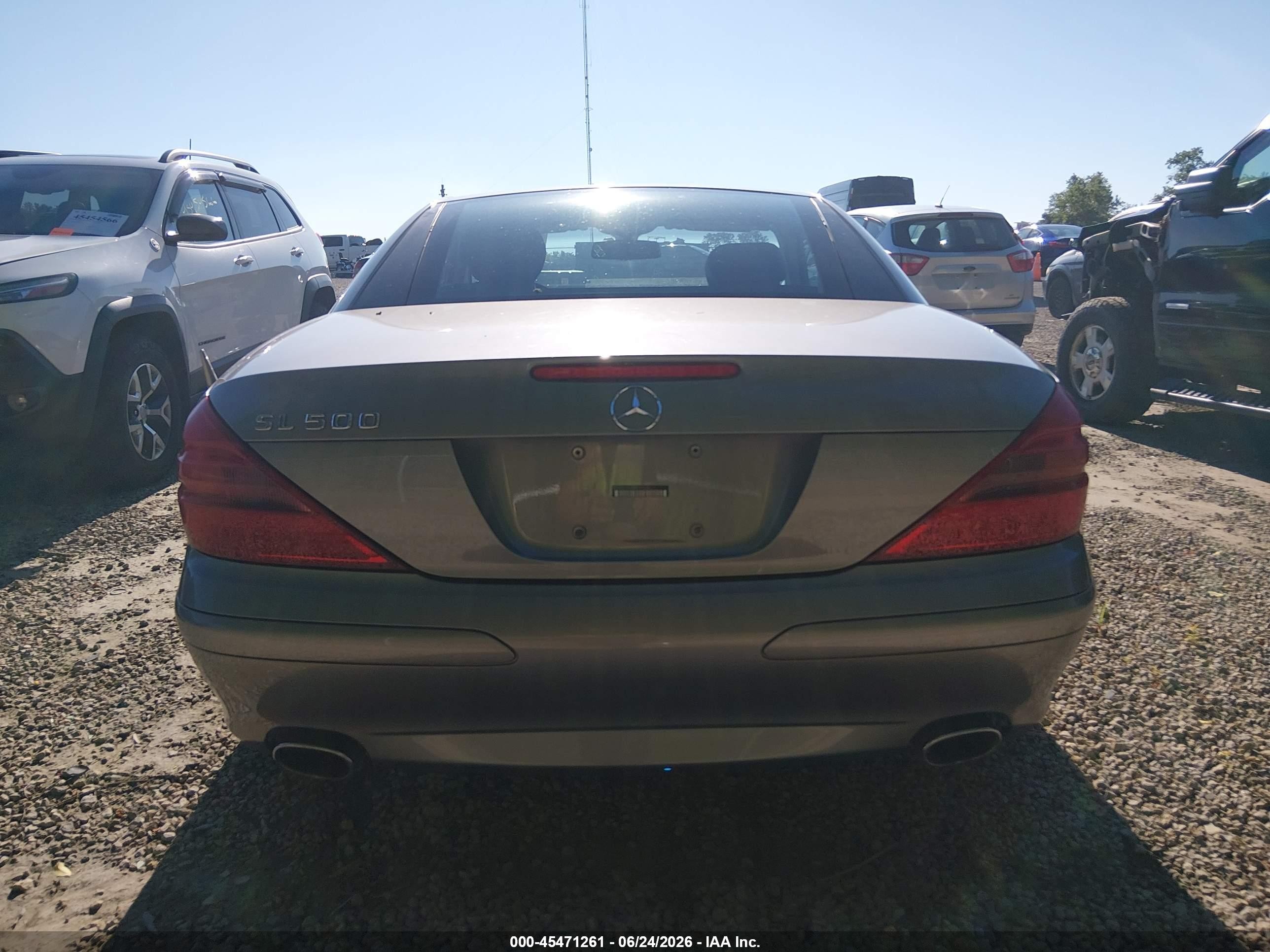 2004 Mercedes-benz Sl 500   Silver vin: WDBSK75F54F078316