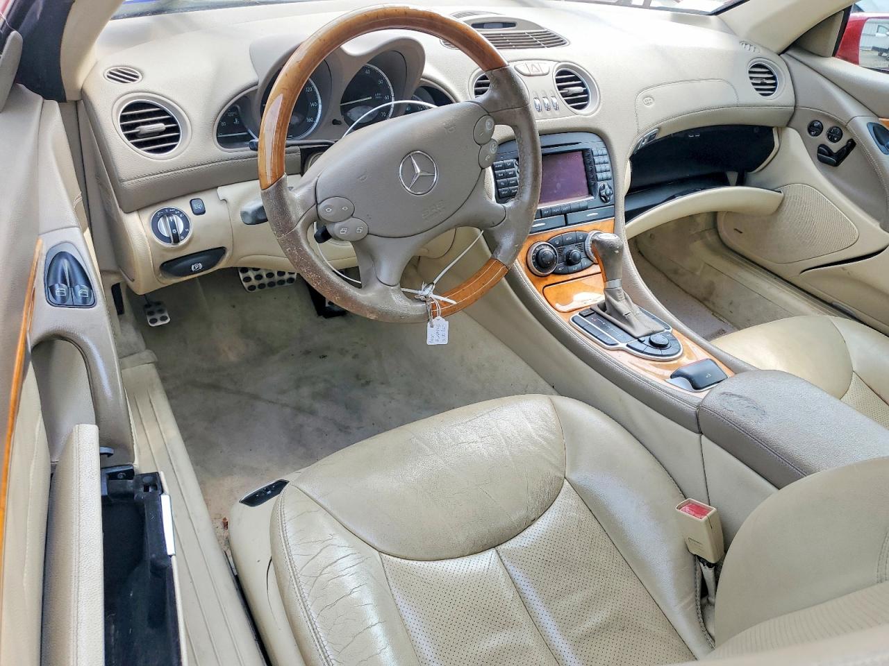 2005 Mercedes-benz Sl 500 Red vin: WDBSK75F55F101451