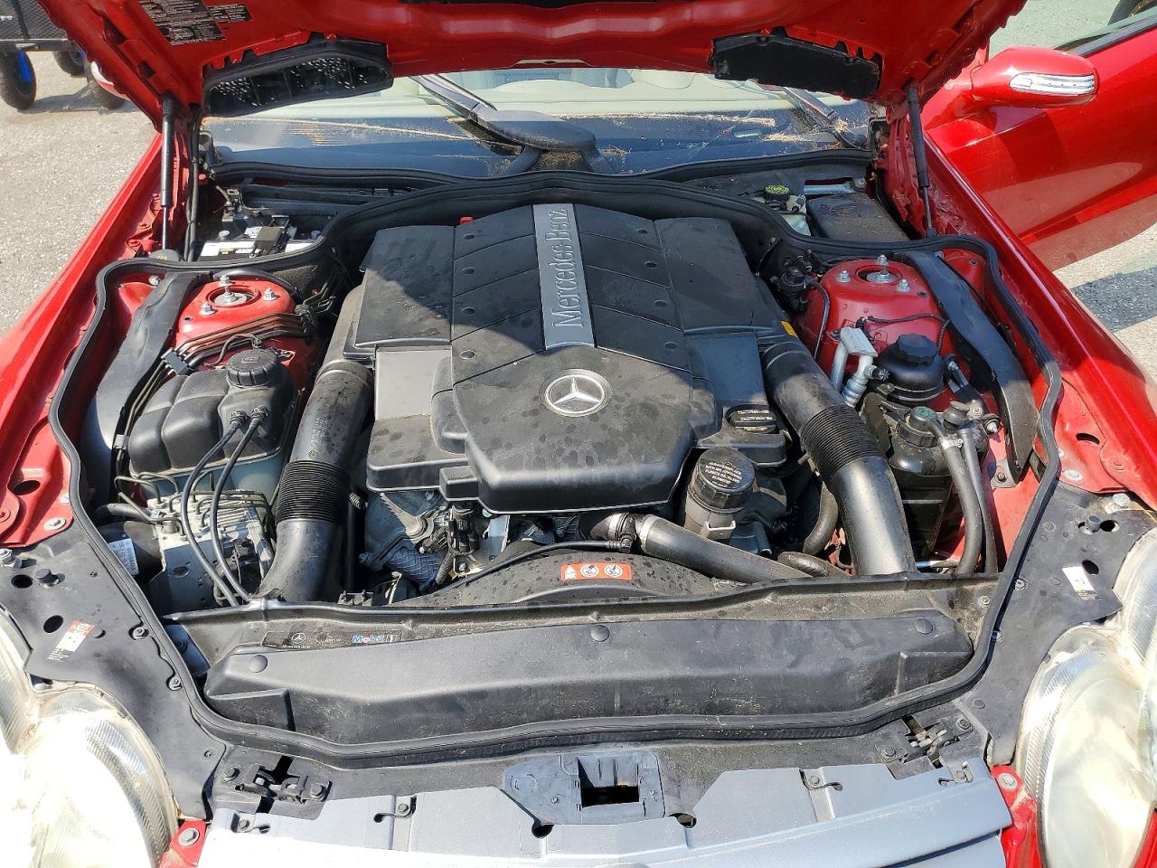 2005 Mercedes-benz Sl 500 Red vin: WDBSK75F55F101451