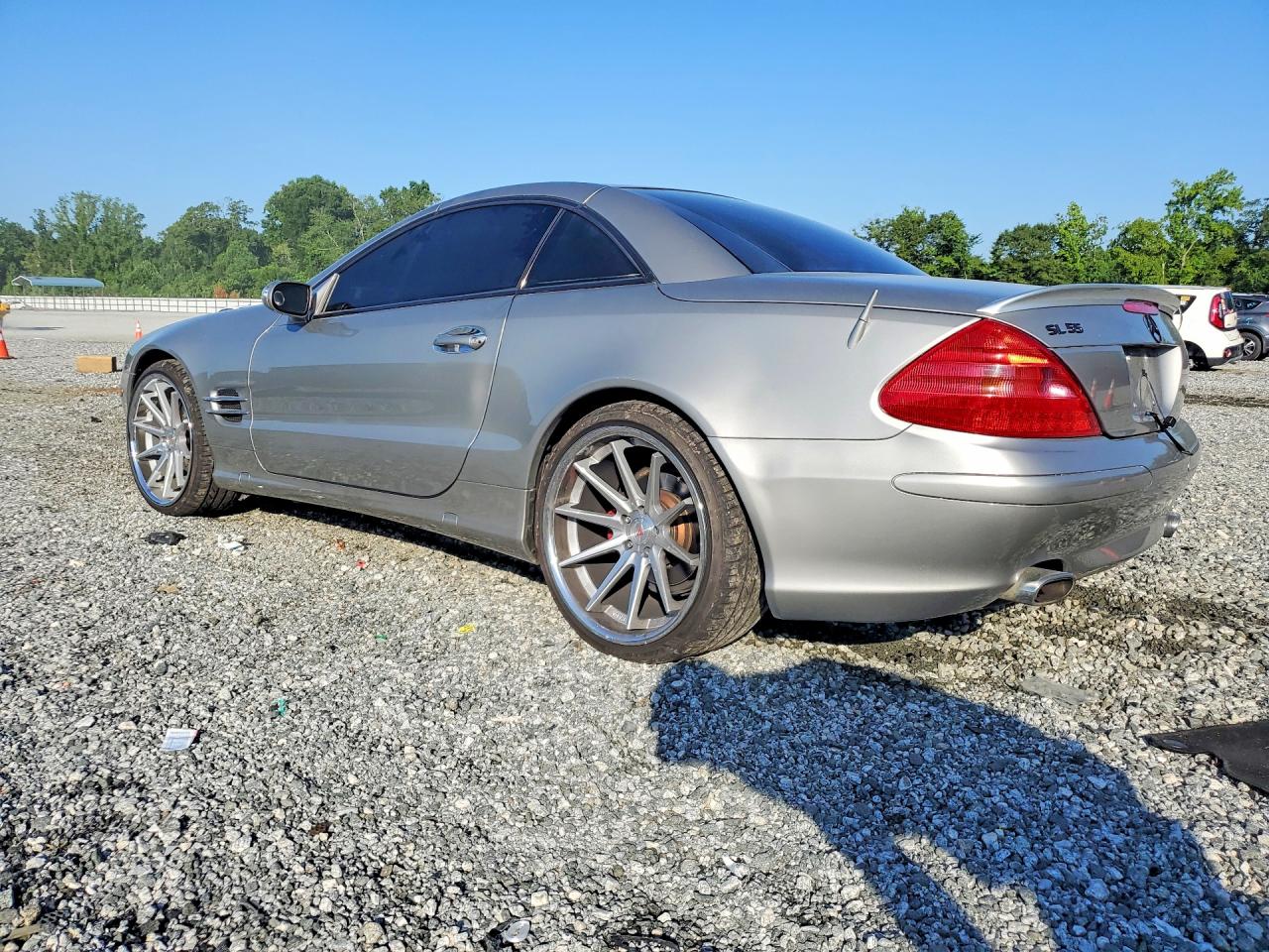 2005 Mercedes-benz Sl 500 Серебряный vin: WDBSK75F55F103040