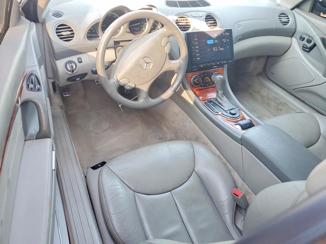 2005 Mercedes-benz Sl 500 Серебряный vin: WDBSK75F55F103040
