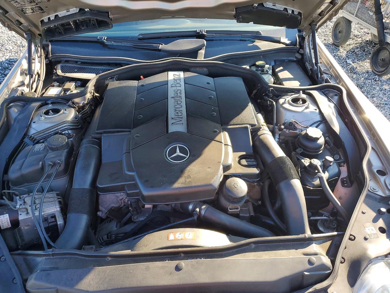 2005 Mercedes-benz Sl 500 Серебряный vin: WDBSK75F55F103040