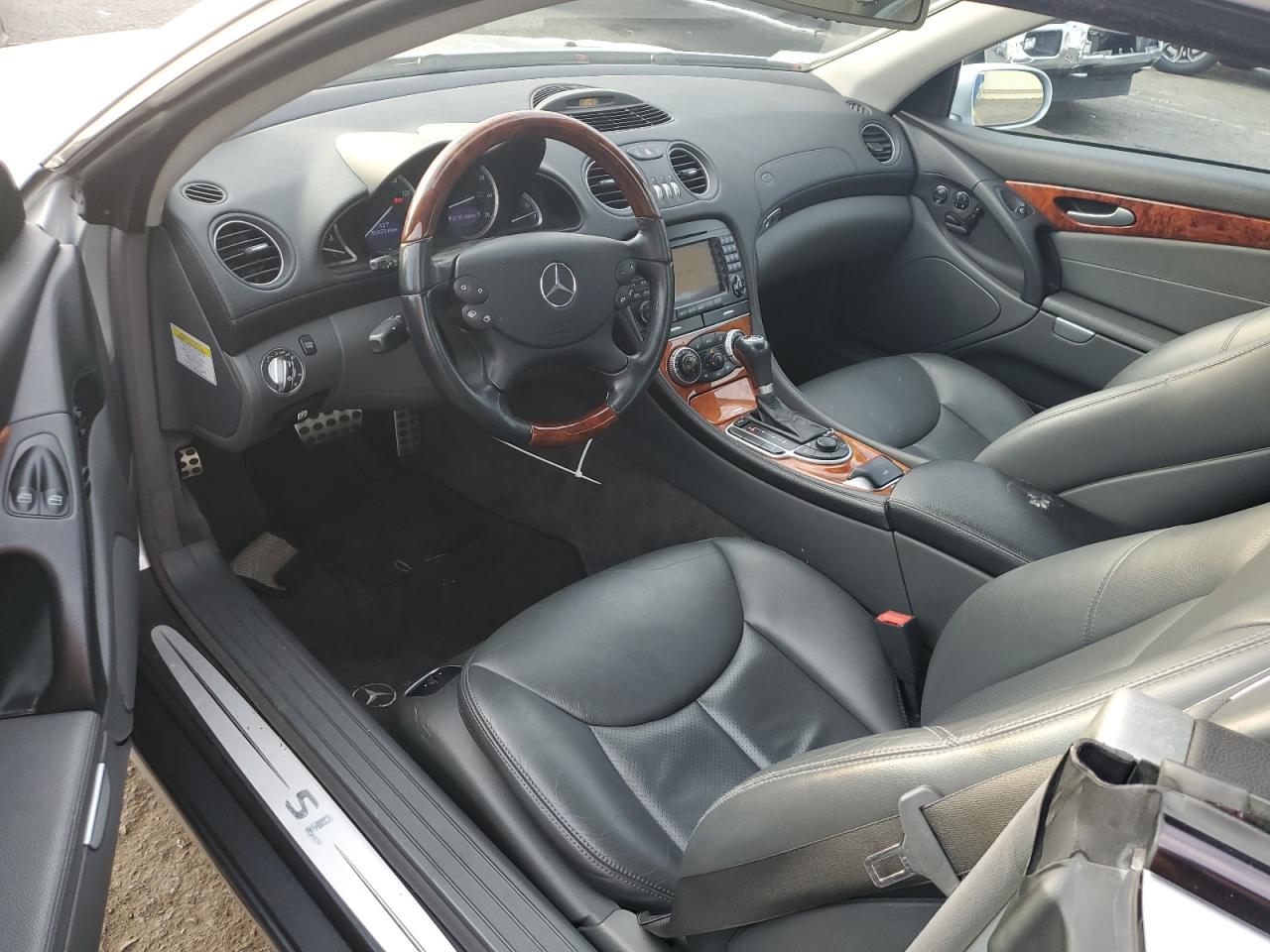 2006 Mercedes-benz Sl 500 Серебряный vin: WDBSK75F56F110202