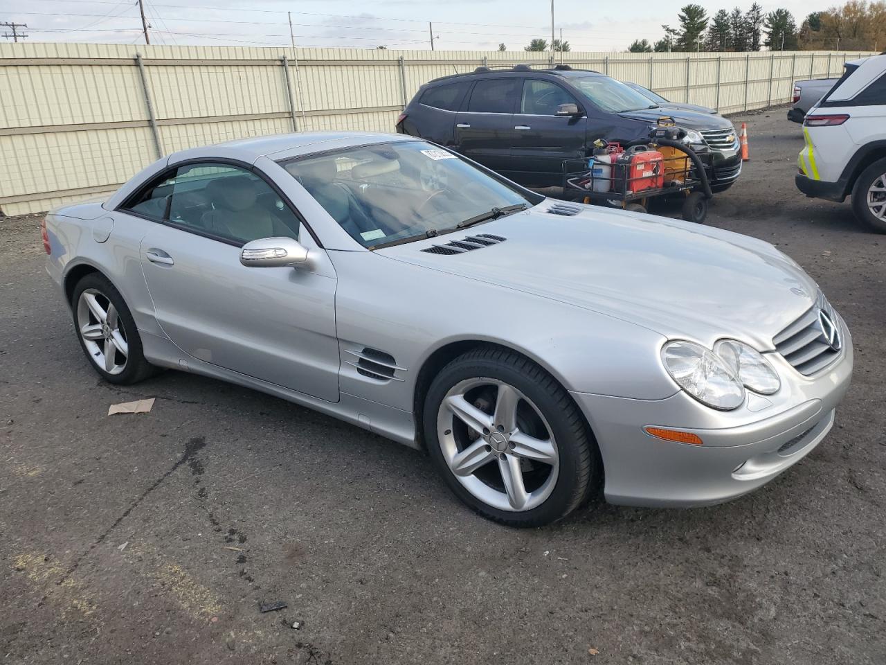 2006 Mercedes-benz Sl 500 Серебряный vin: WDBSK75F56F110202