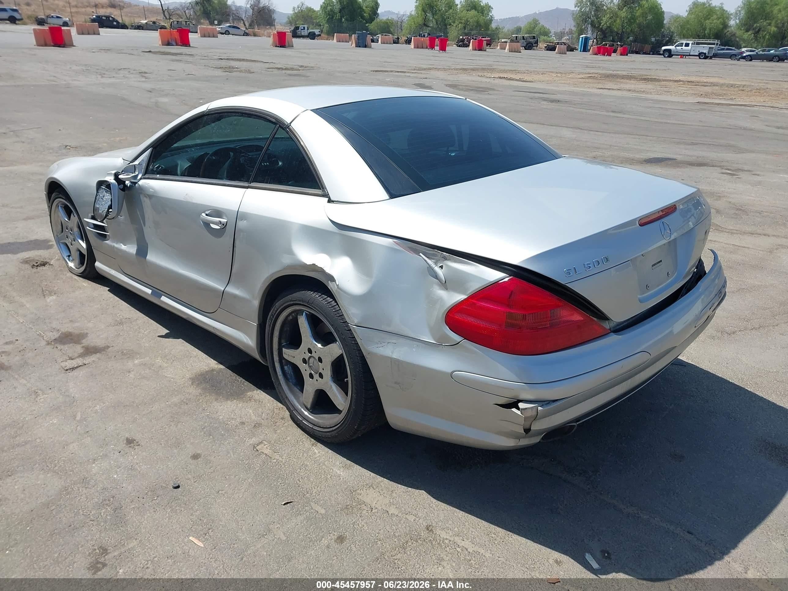 2003 Mercedes-benz Sl 500 Серебряный vin: WDBSK75F63F020617