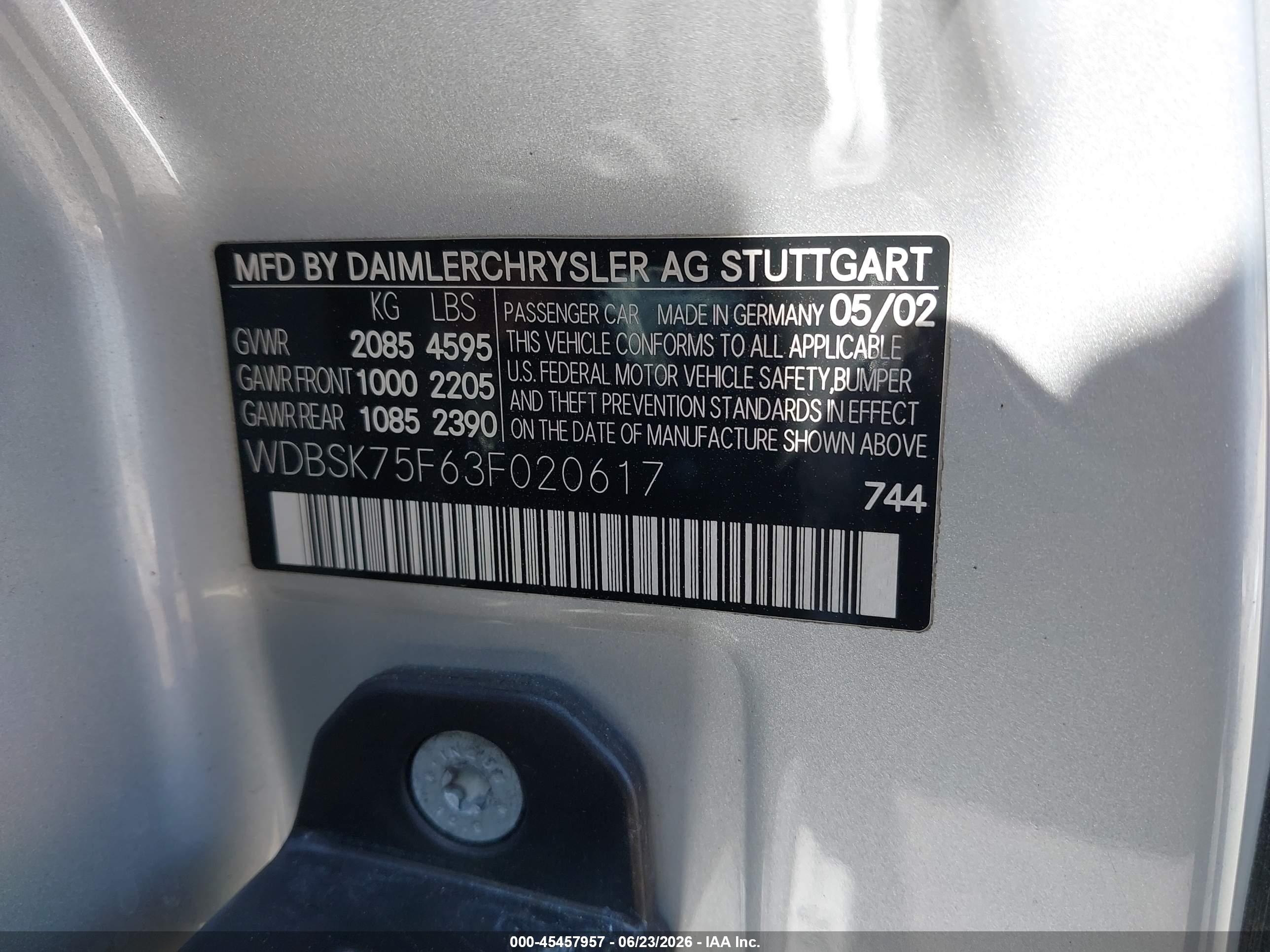 2003 Mercedes-benz Sl 500 Серебряный vin: WDBSK75F63F020617