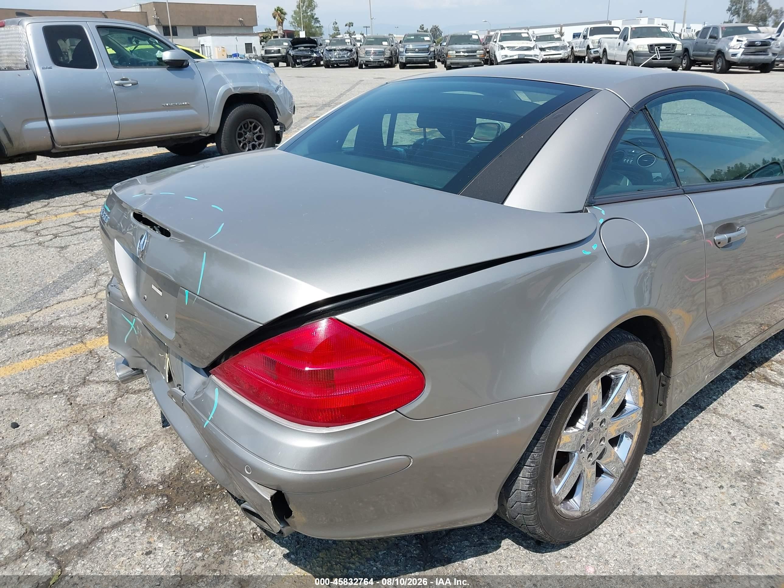 2003 Mercedes-benz Sl 500   Gray vin: WDBSK75F63F028314