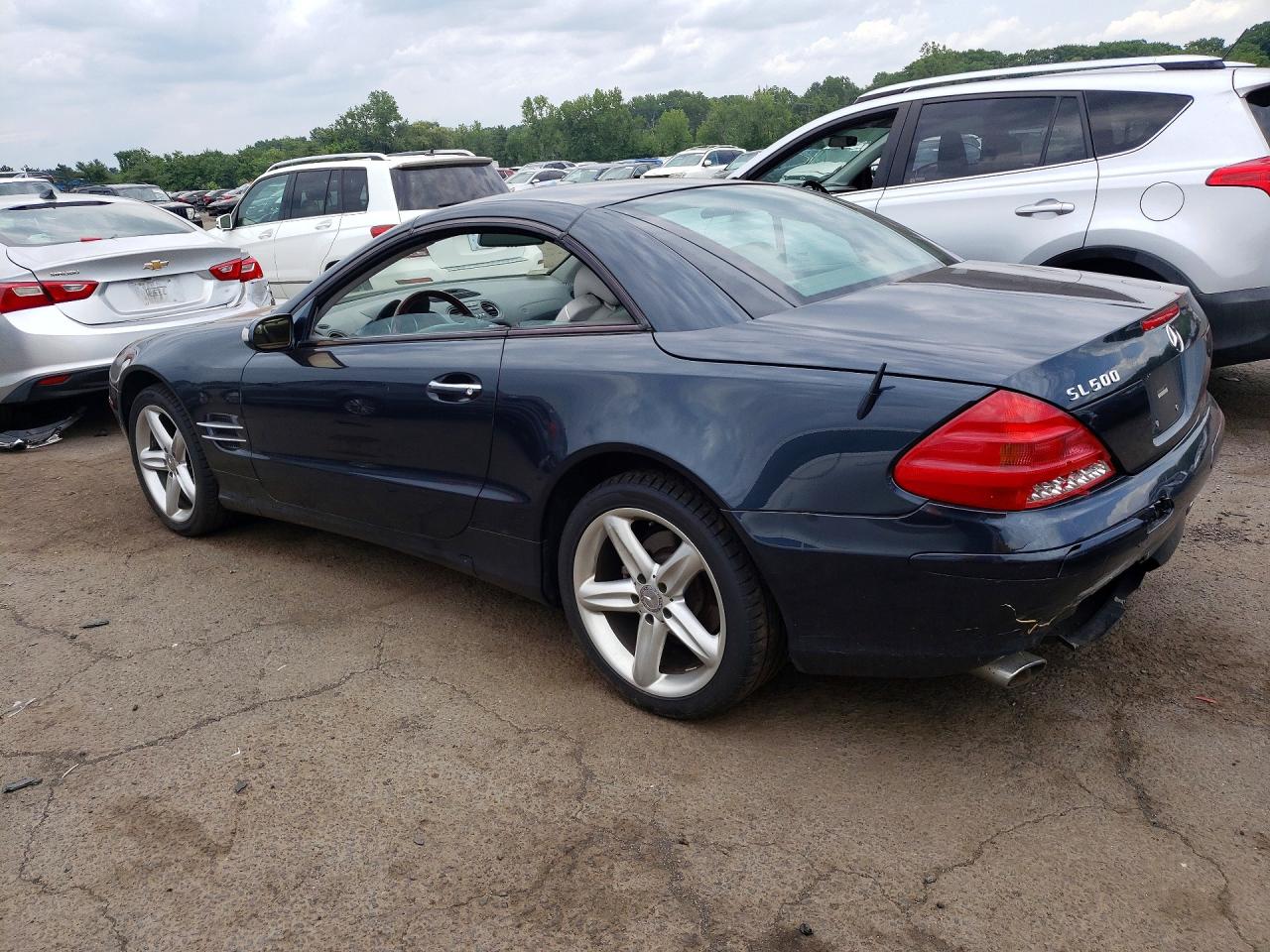 2004 Mercedes-benz Sl 500 Blue vin: WDBSK75F64F070628