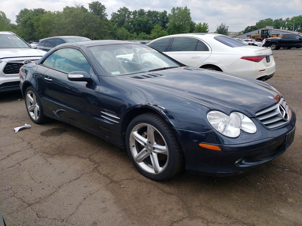 2004 Mercedes-benz Sl 500 Blue vin: WDBSK75F64F070628