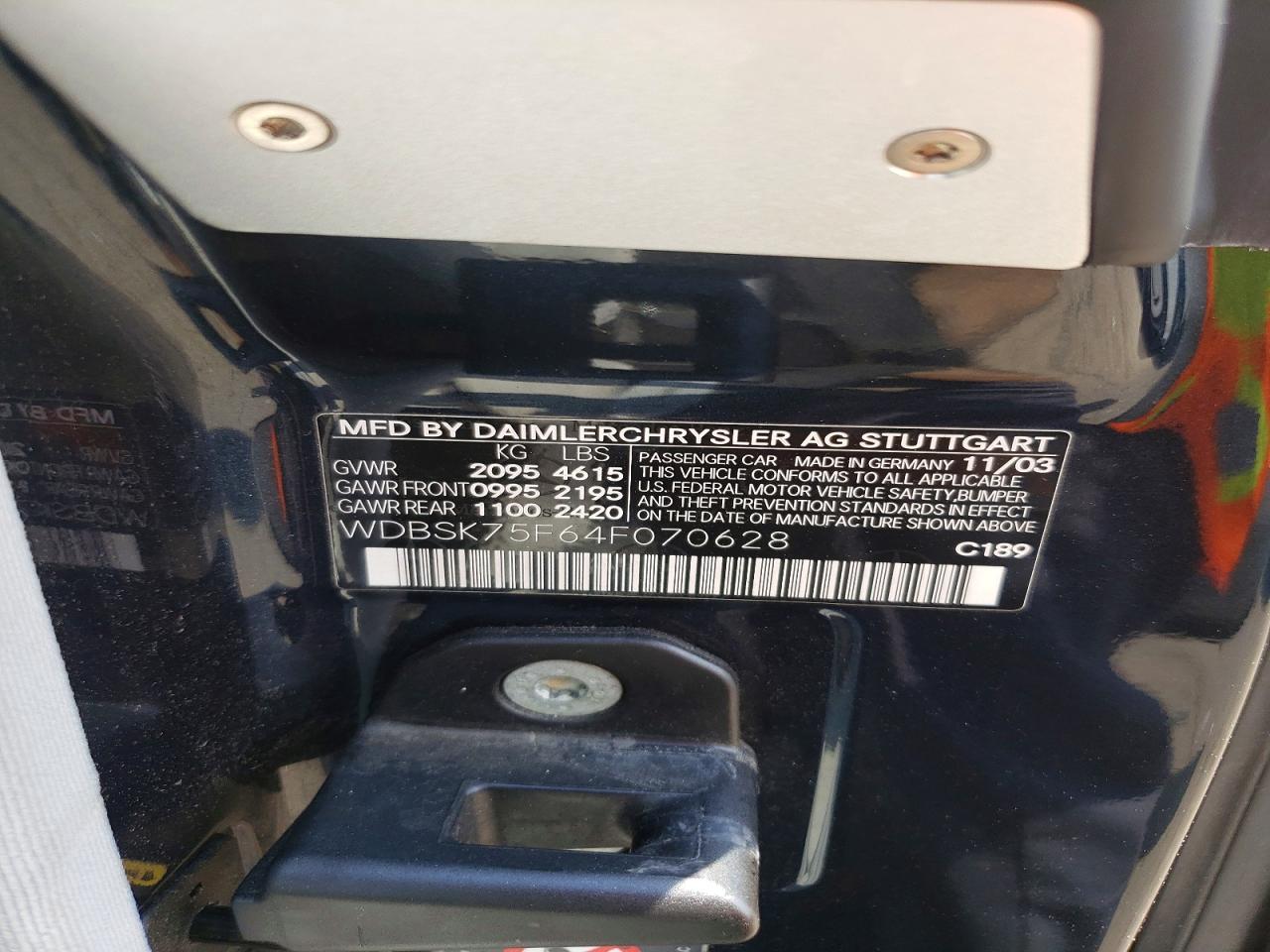 2004 Mercedes-benz Sl 500 Blue vin: WDBSK75F64F070628