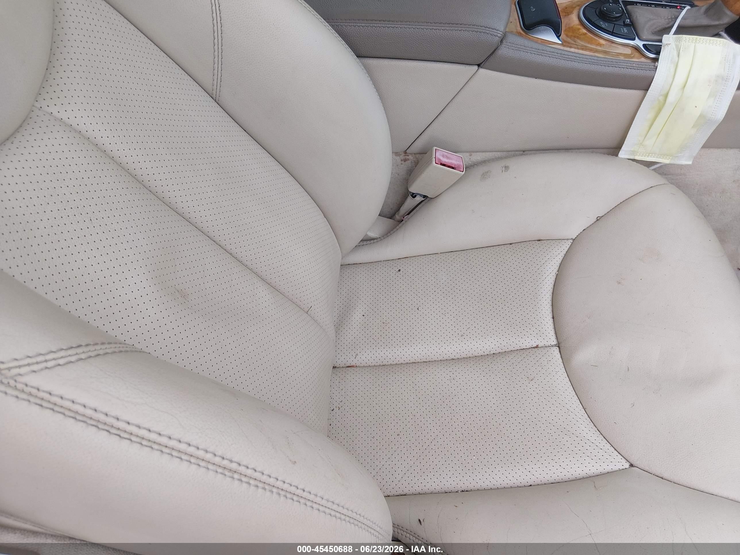 2004 Mercedes-benz Sl 500   Gold vin: WDBSK75F64F084061