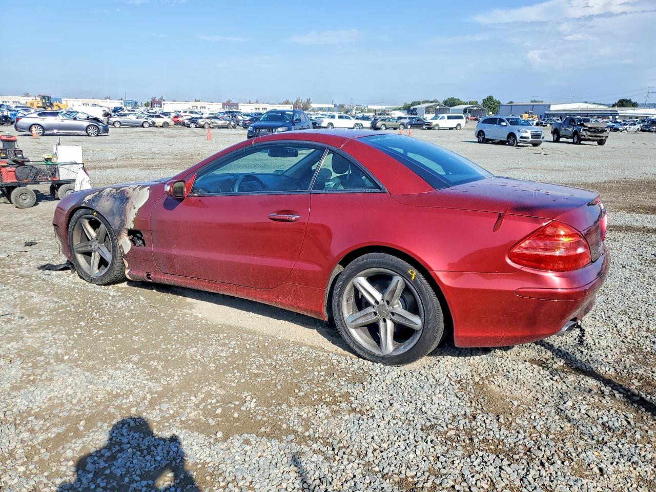 2004 Mercedes-benz Sl 500 Red vin: WDBSK75F64F085078