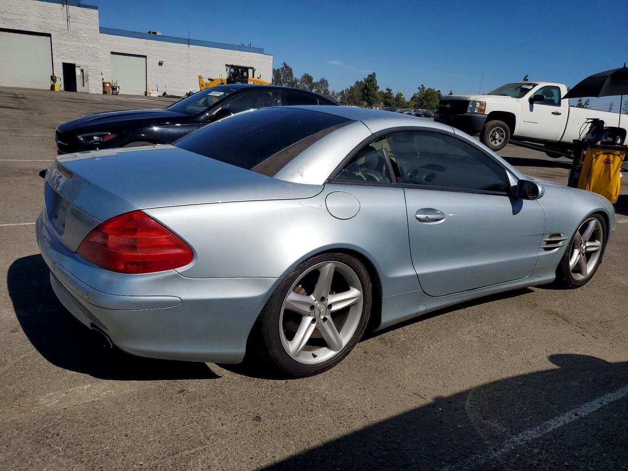 2005 Mercedes-benz Sl 500 Silver vin: WDBSK75F65F098365