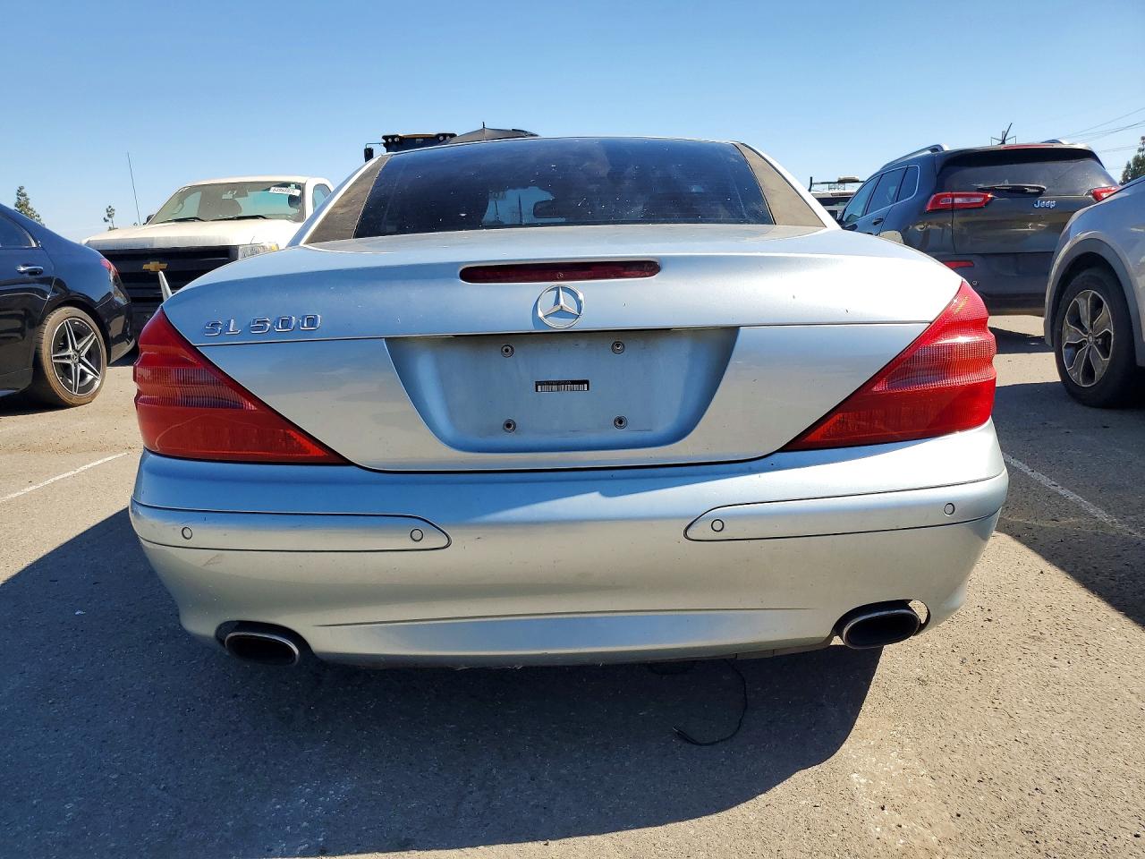 2005 Mercedes-benz Sl 500 Silver vin: WDBSK75F65F098365