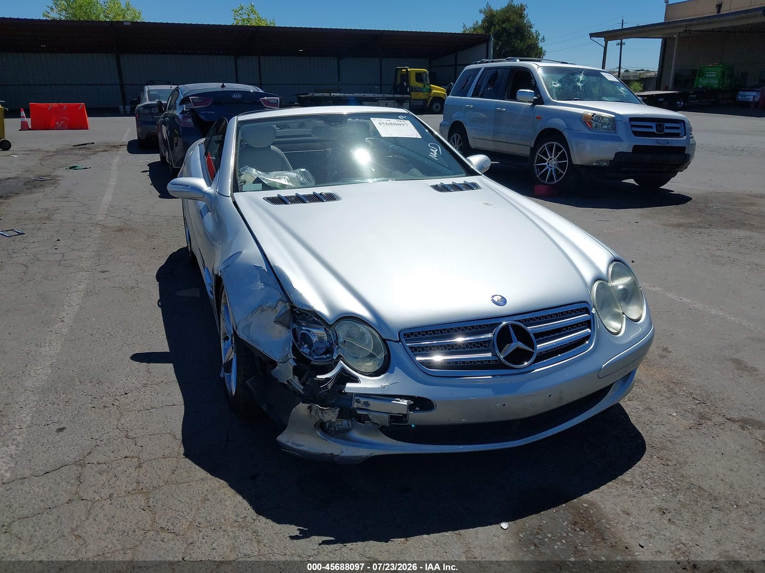2006 Mercedes-benz Sl 500   Серебряный vin: WDBSK75F66F110161
