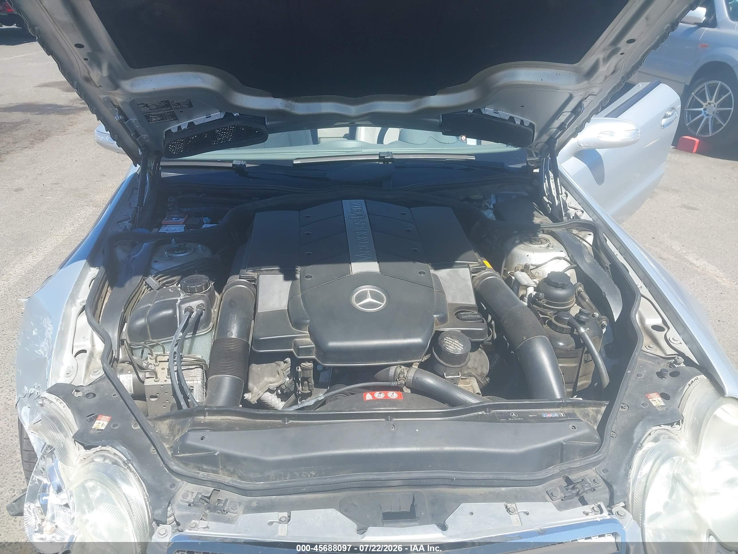 2006 Mercedes-benz Sl 500   Серебряный vin: WDBSK75F66F110161
