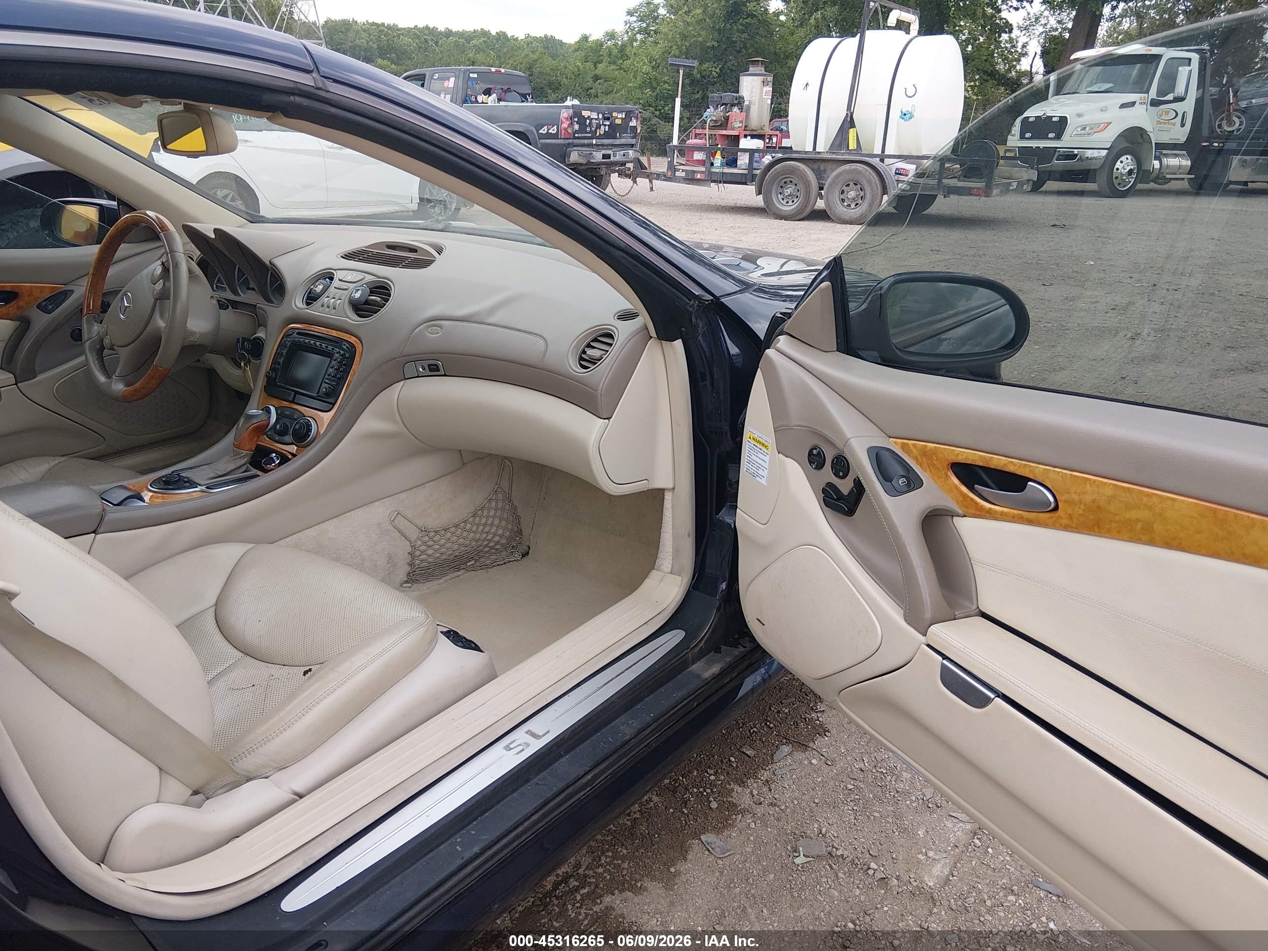 2003 Mercedes-benz Sl 500 Navy vin: WDBSK75F73F022991